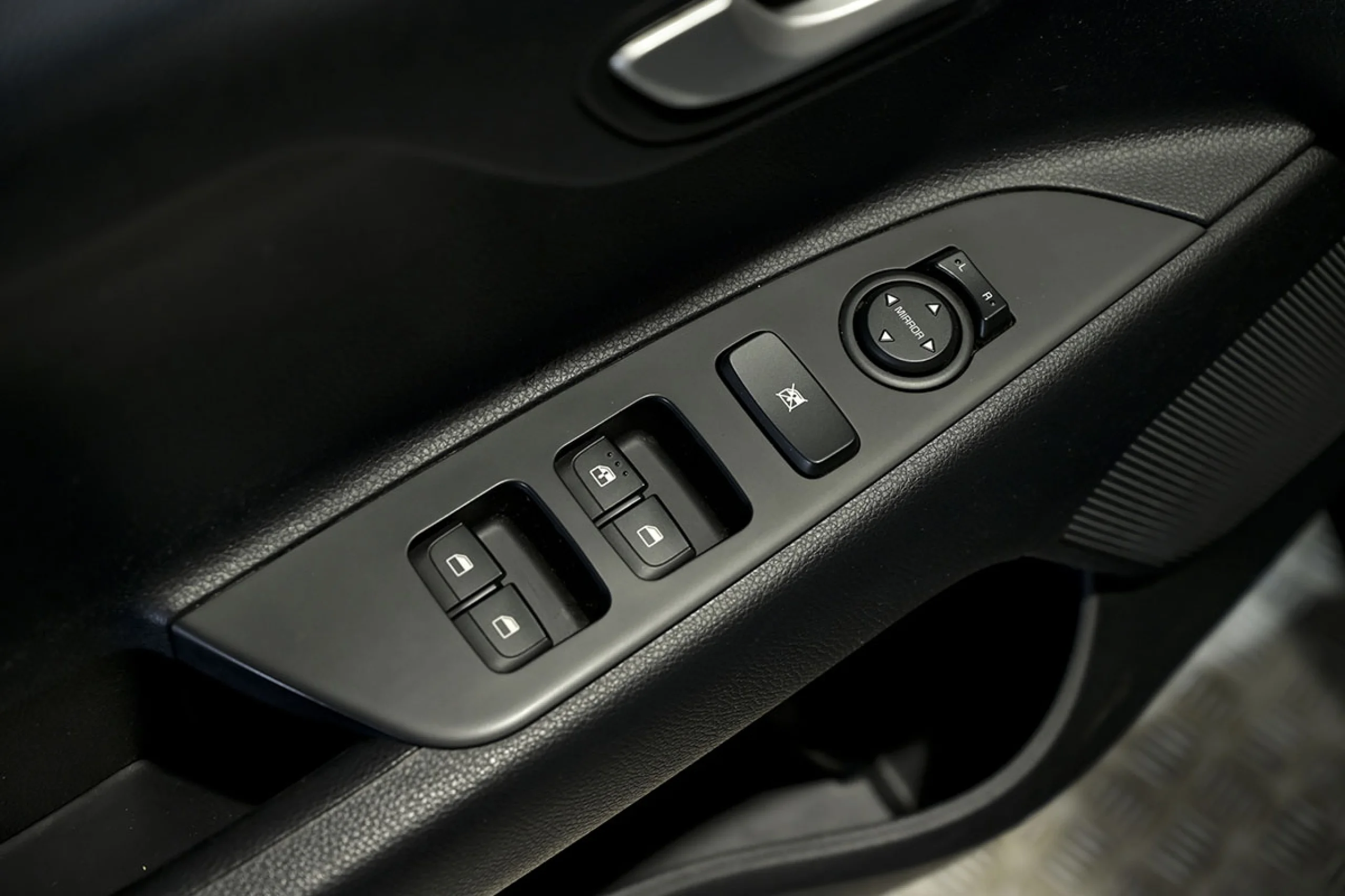 Kia Stonic 1.0 TGDi 88kW 120CV MHEV iMT Concept - Foto 24