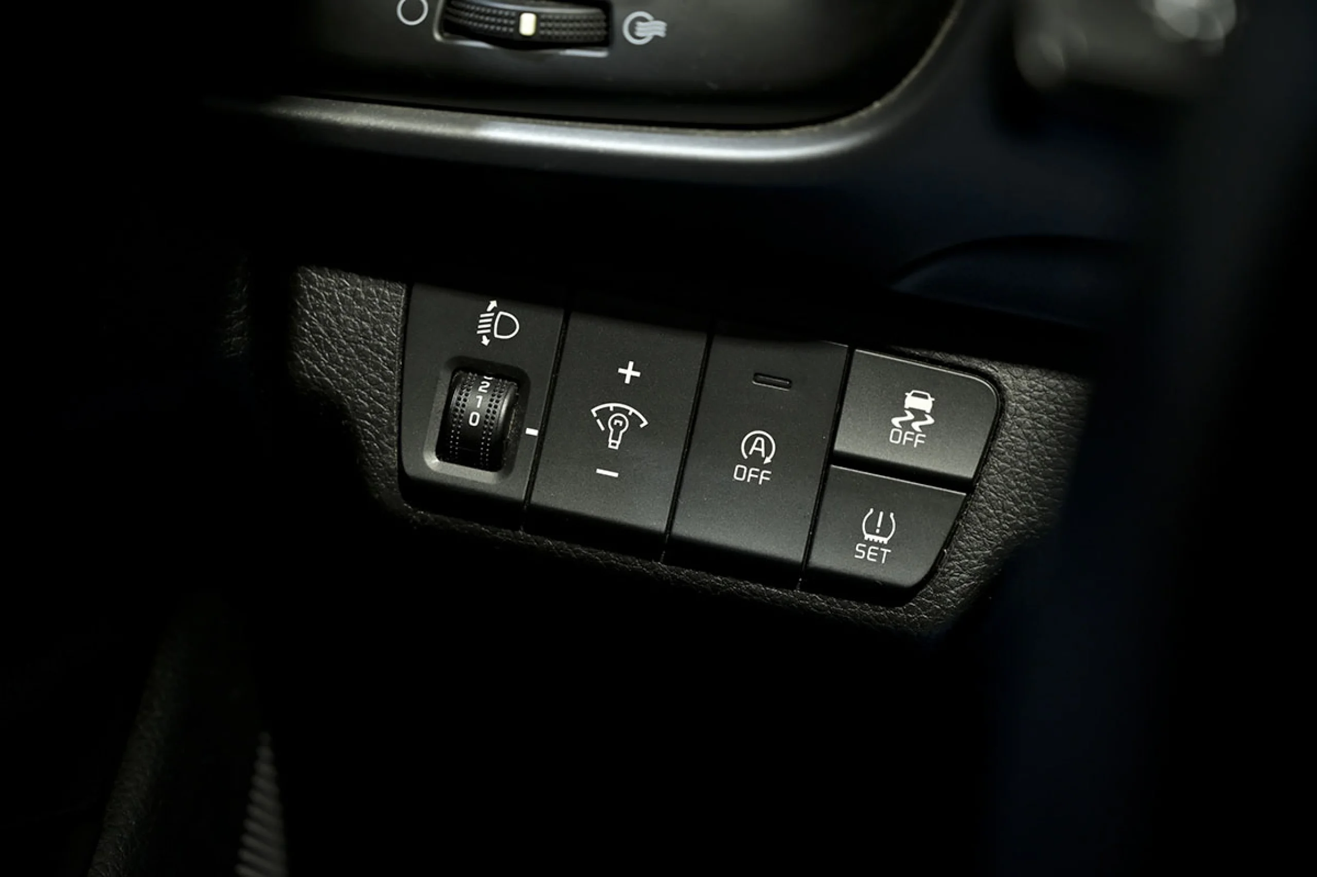 Kia Stonic 1.0 TGDi 88kW 120CV MHEV iMT Concept - Foto 25