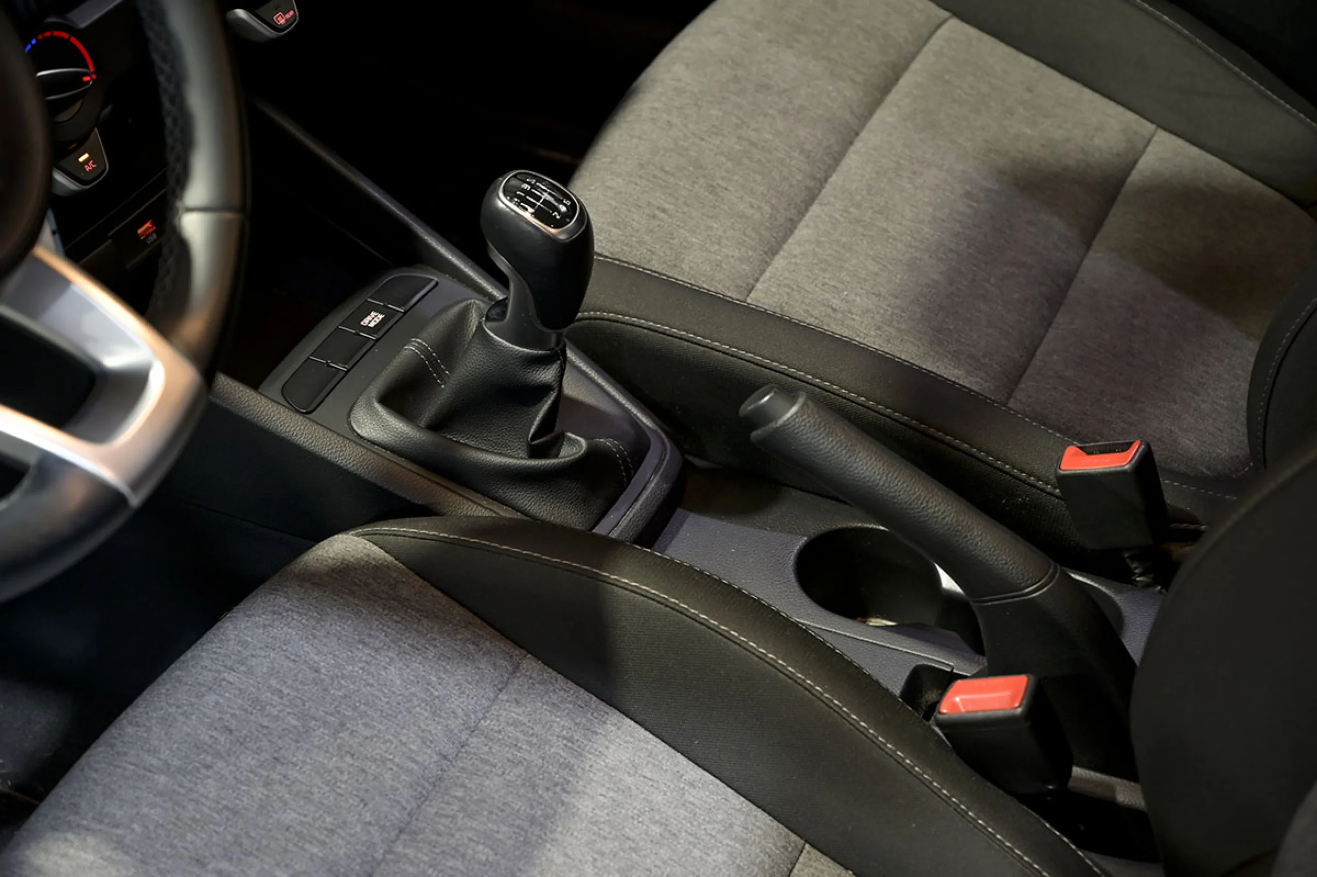 Kia Stonic 1.0 TGDi 88kW 120CV MHEV iMT Concept - Foto 31