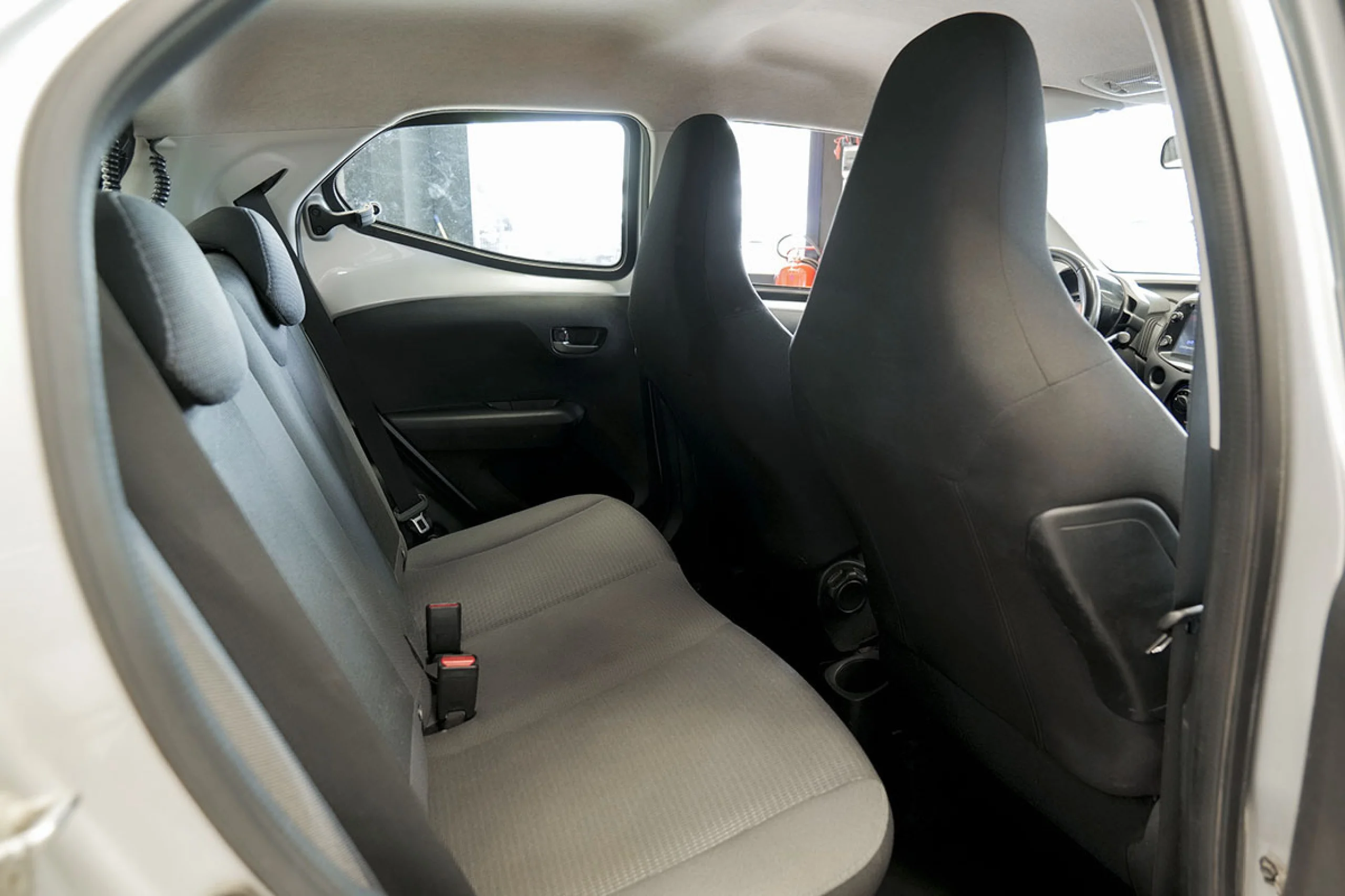 Toyota Aygo 1.0 70 xplay - Foto 13