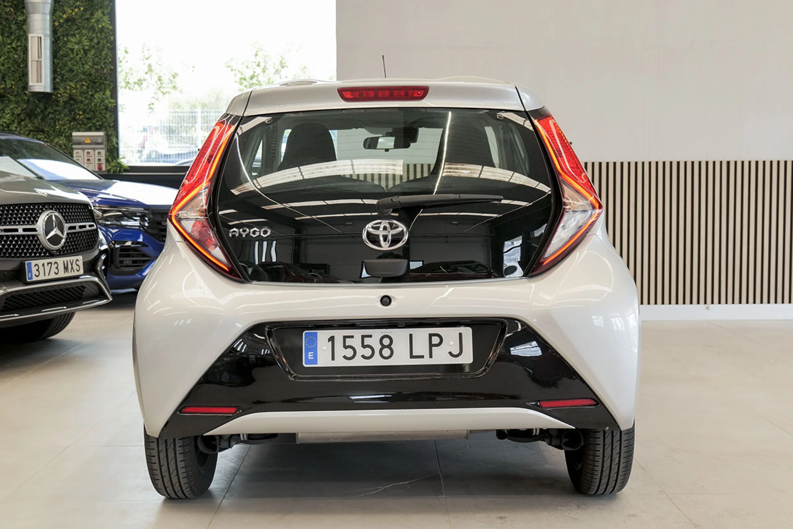 Toyota Aygo 1.0 70 xplay - Foto 10