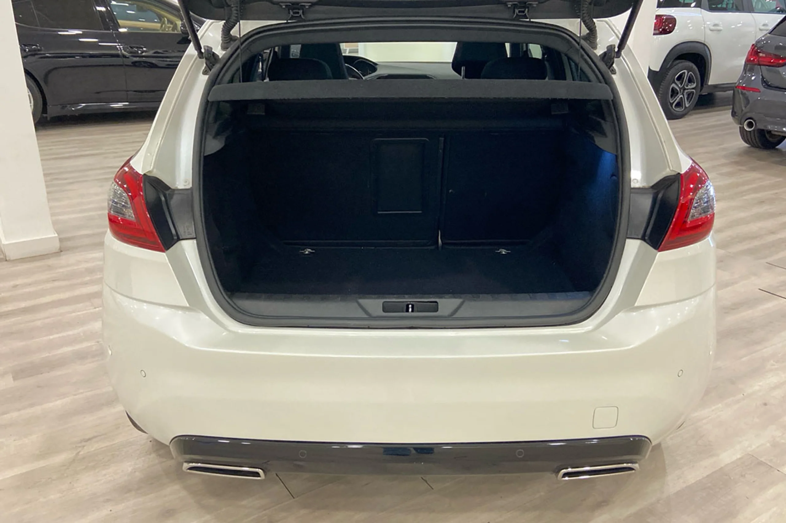 Peugeot 308 5p GT Line 2.0 BlueHDi 110KW 150CV - Foto 12