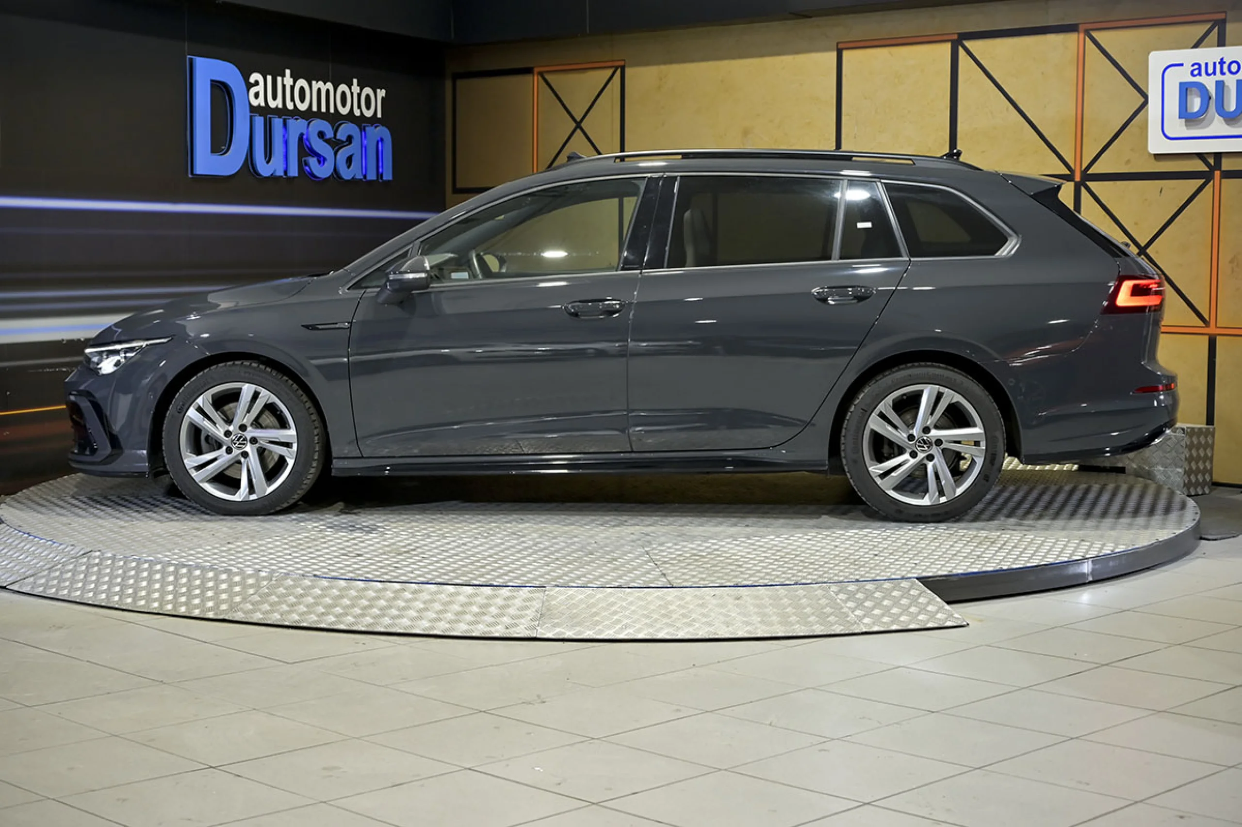 Volkswagen Golf Variant Golf RLine 2.0 TDI 110kW 150CV DSG Variant - Foto 18