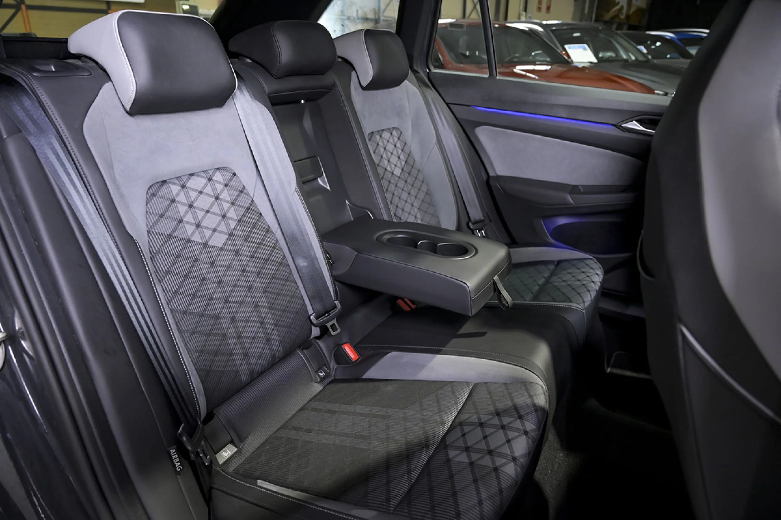 Volkswagen Golf Variant Golf RLine 2.0 TDI 110kW 150CV DSG Variant - Foto 17