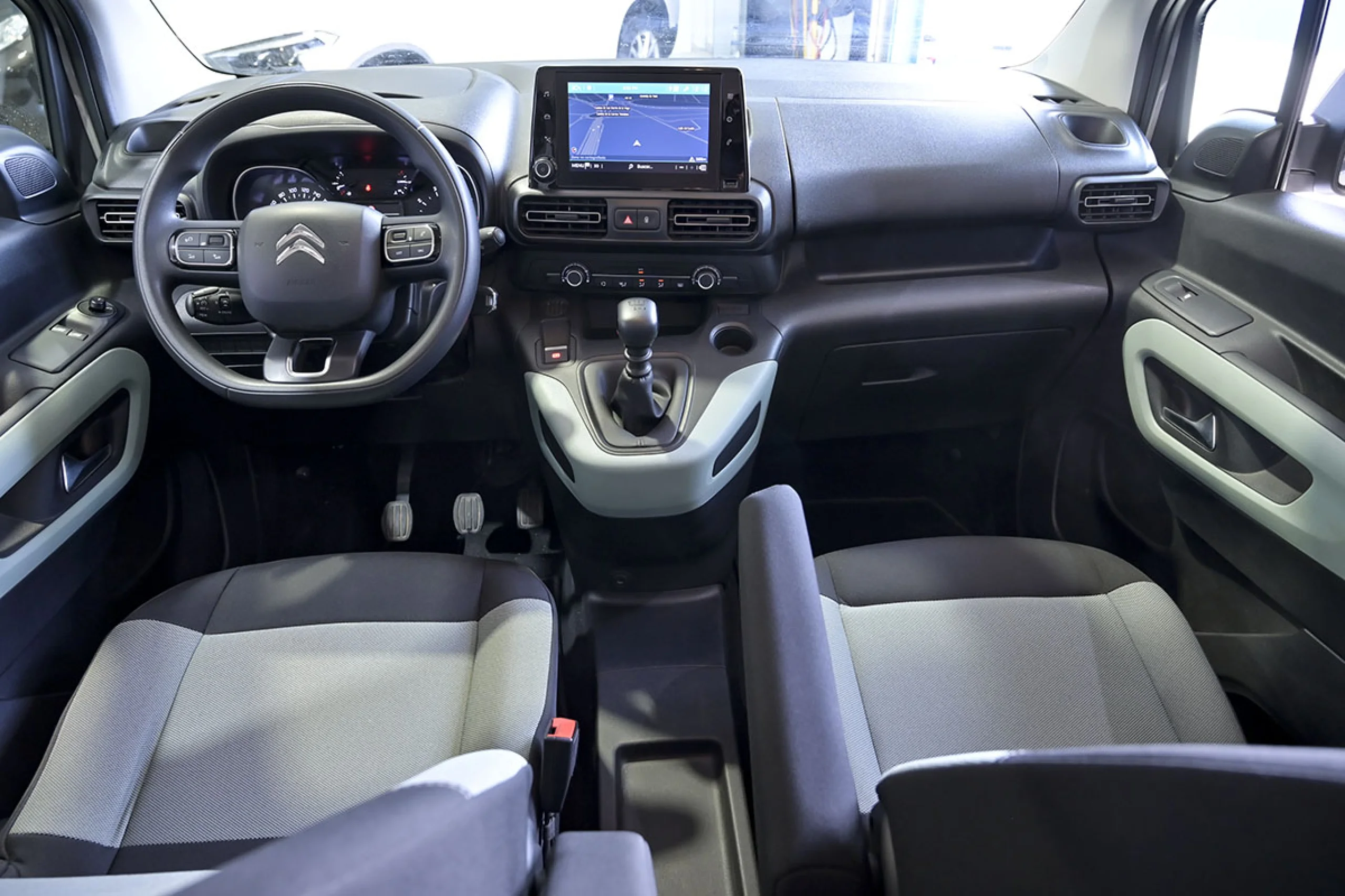 Citroen Berlingo Talla M PureTech 110 SS FEEL - Foto 8