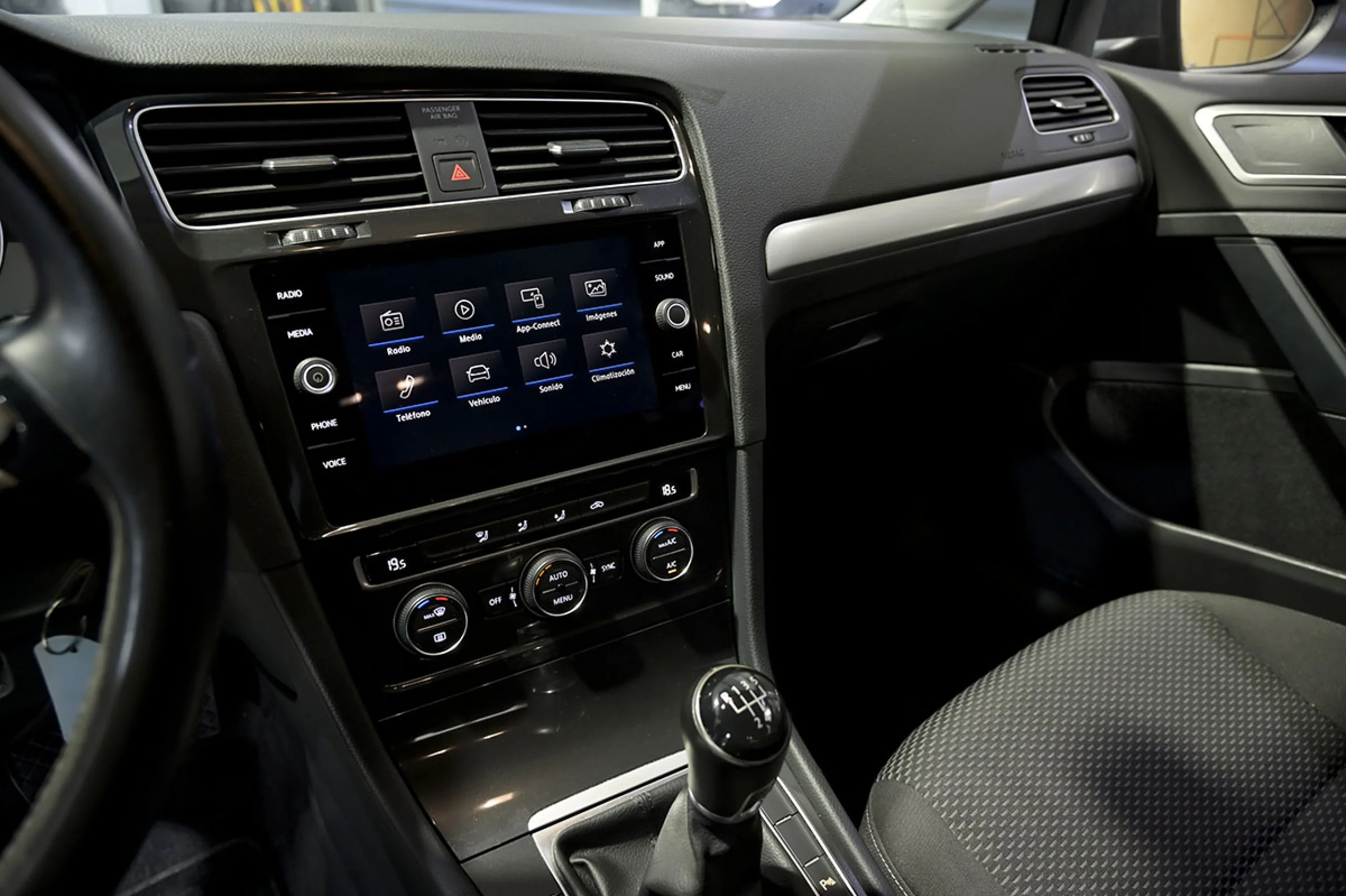 Volkswagen Golf Edition 1.6 TDI 85kW 115CV - Foto 28