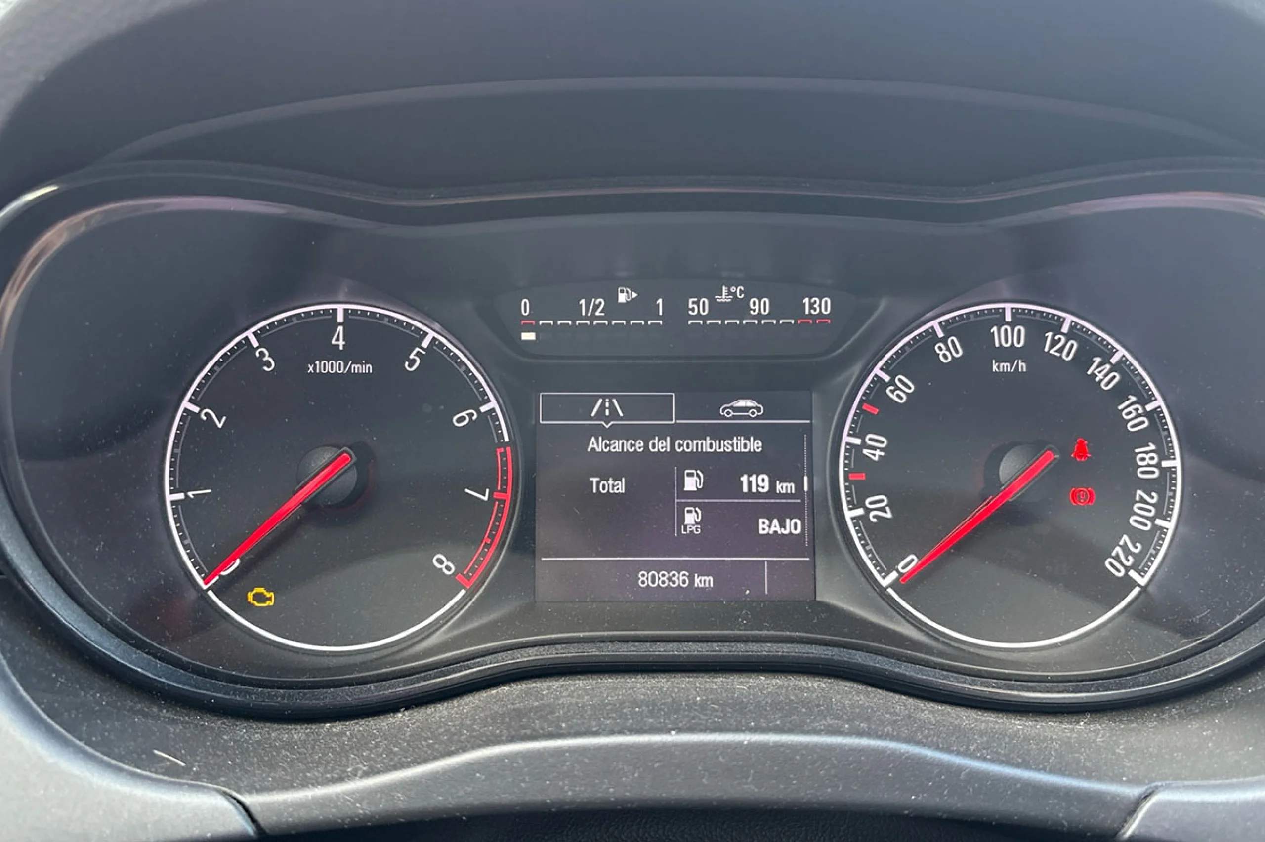 Opel Corsa 1.4 66kW 90CV Selective GLP - Foto 7