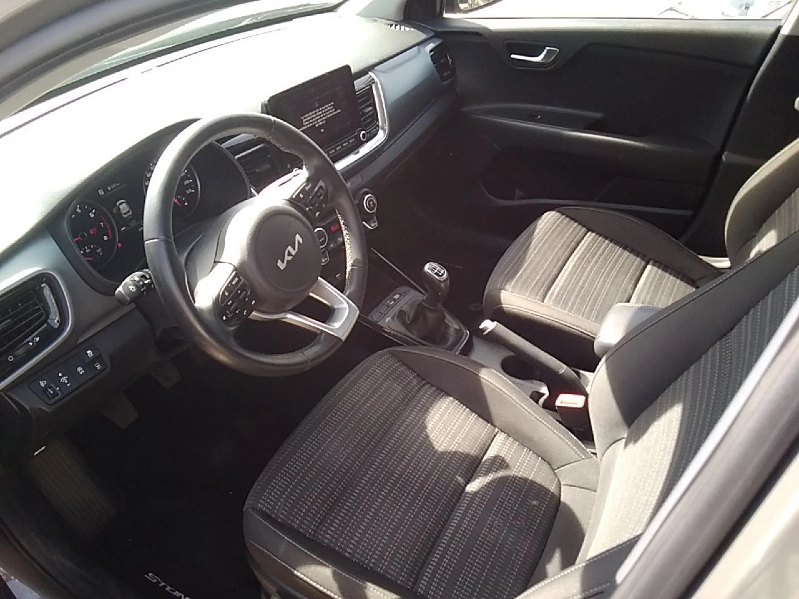 Kia Stonic 1.0 T-GDi 88kW (120CV) MHEV iMT Drive - Foto 7