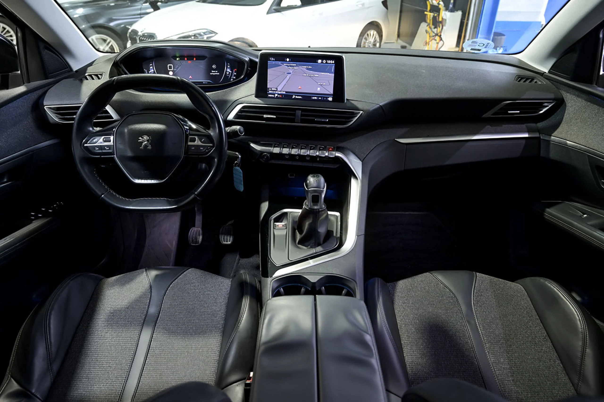 Peugeot 3008 1.2 PURETECH 96KW 130CV ALLURE SS - Foto 8