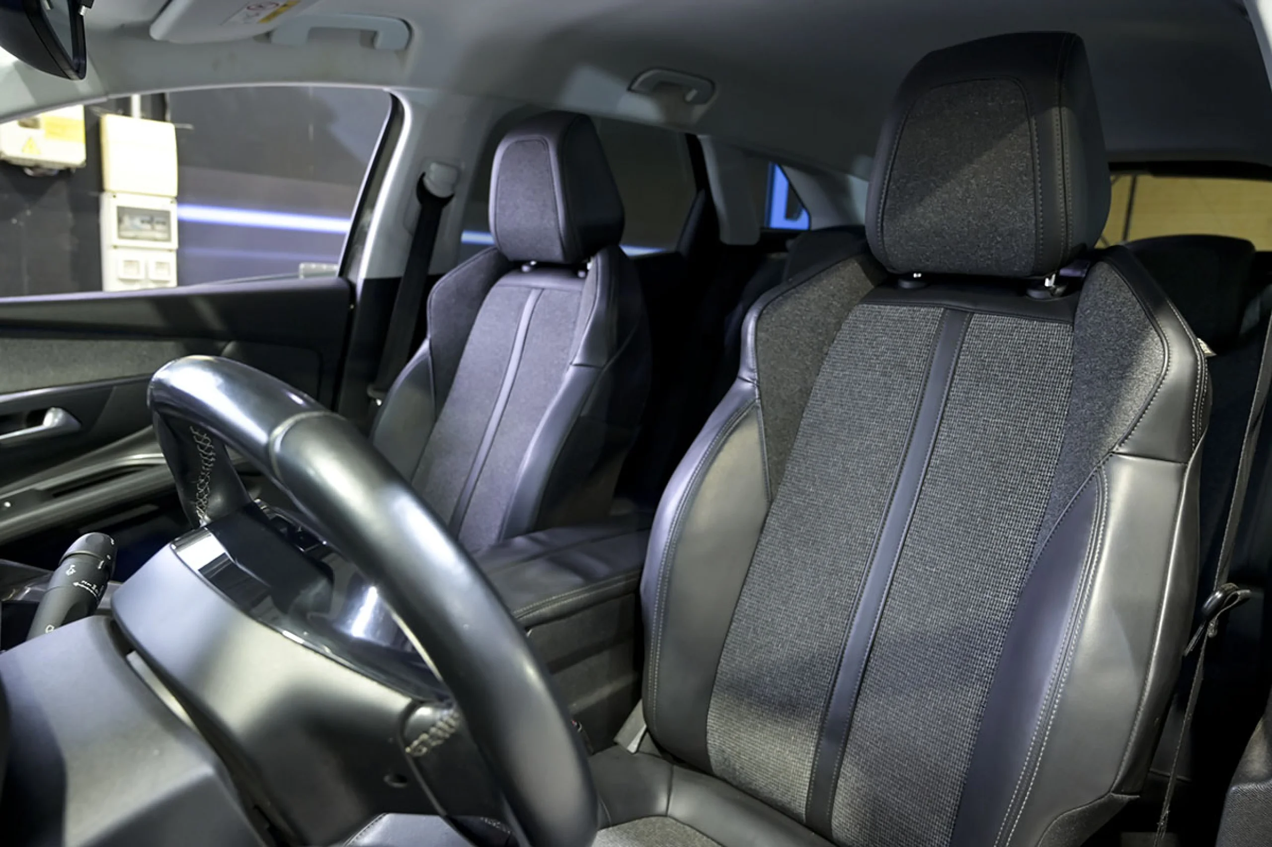 Peugeot 3008 1.2 PURETECH 96KW 130CV ALLURE SS - Foto 9