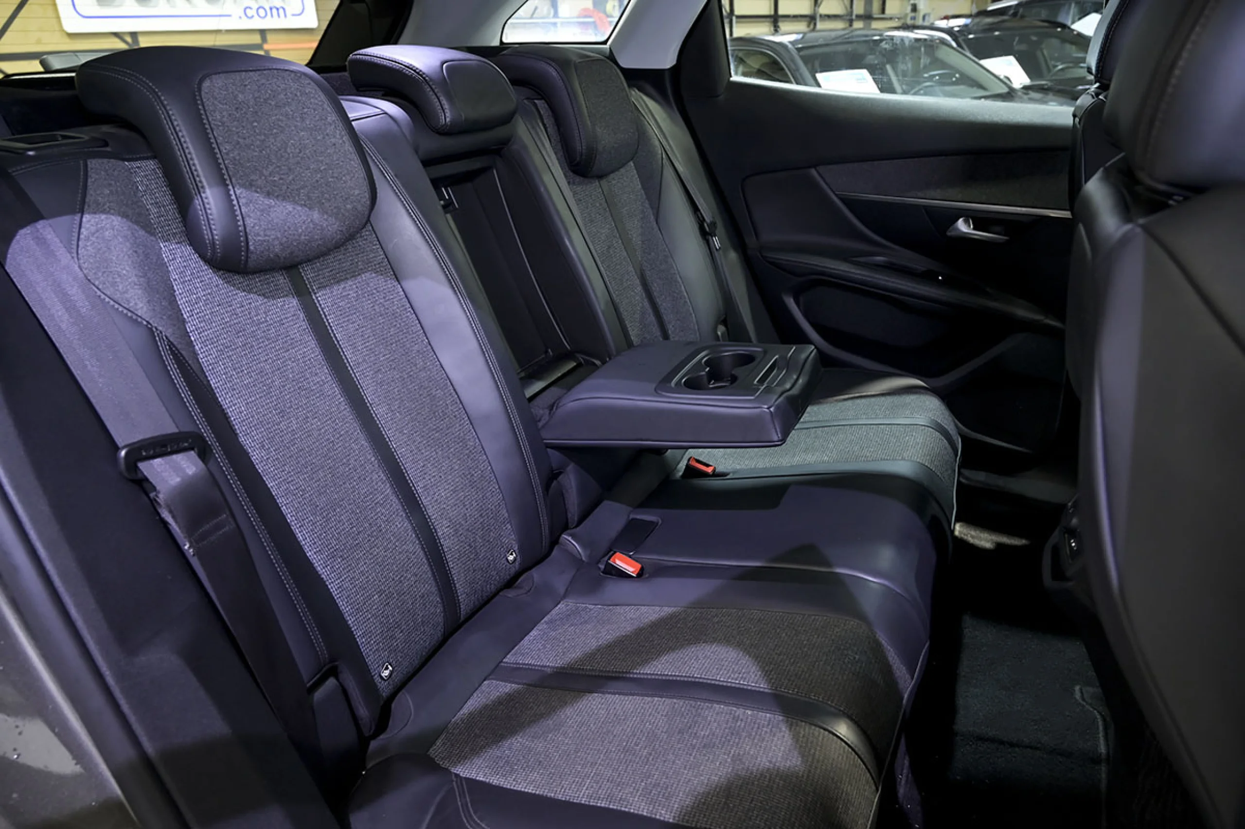 Peugeot 3008 1.2 PURETECH 96KW 130CV ALLURE SS - Foto 18