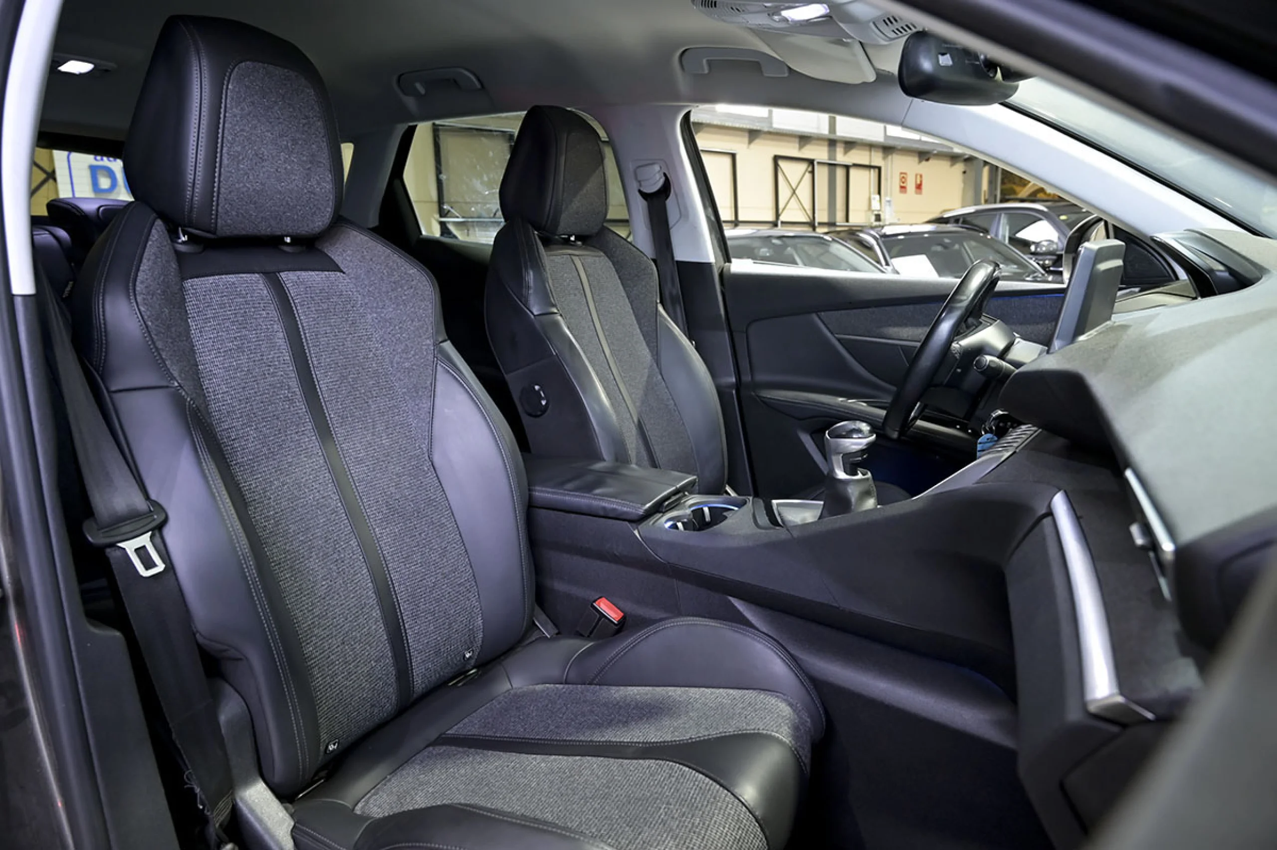 Peugeot 3008 1.2 PURETECH 96KW 130CV ALLURE SS - Foto 29