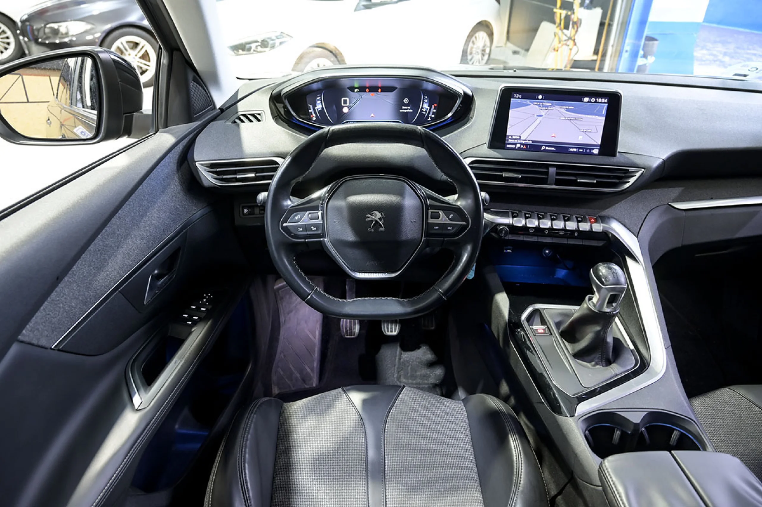 Peugeot 3008 1.2 PURETECH 96KW 130CV ALLURE SS - Foto 30