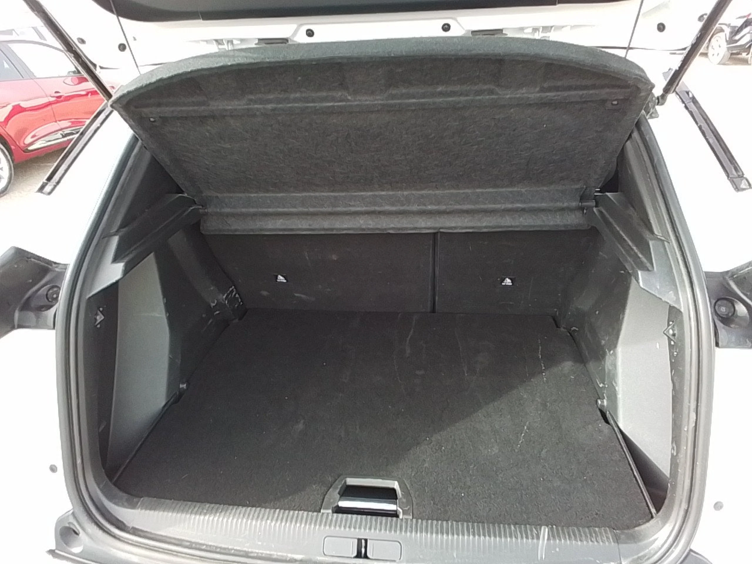 Peugeot 2008 Active Pack BlueHDI 81kW (110CV) - Foto 7