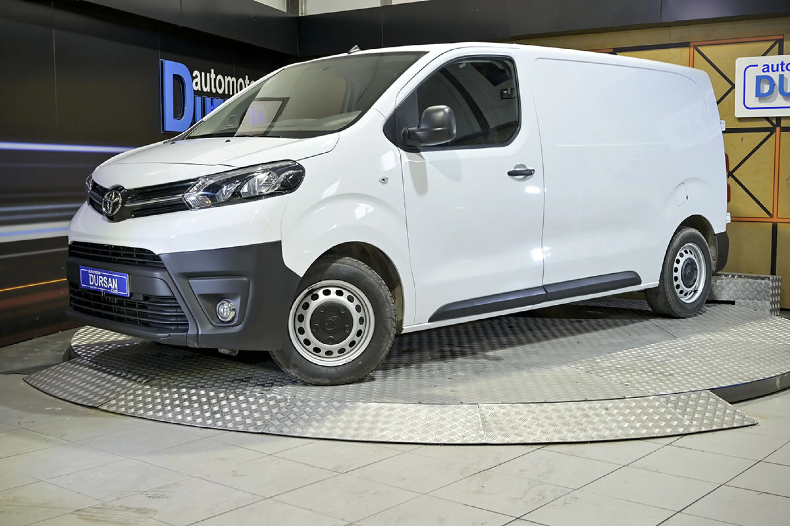 Toyota Proace 1.5D 100CV GX 1PL 2PT L1 - Foto 1