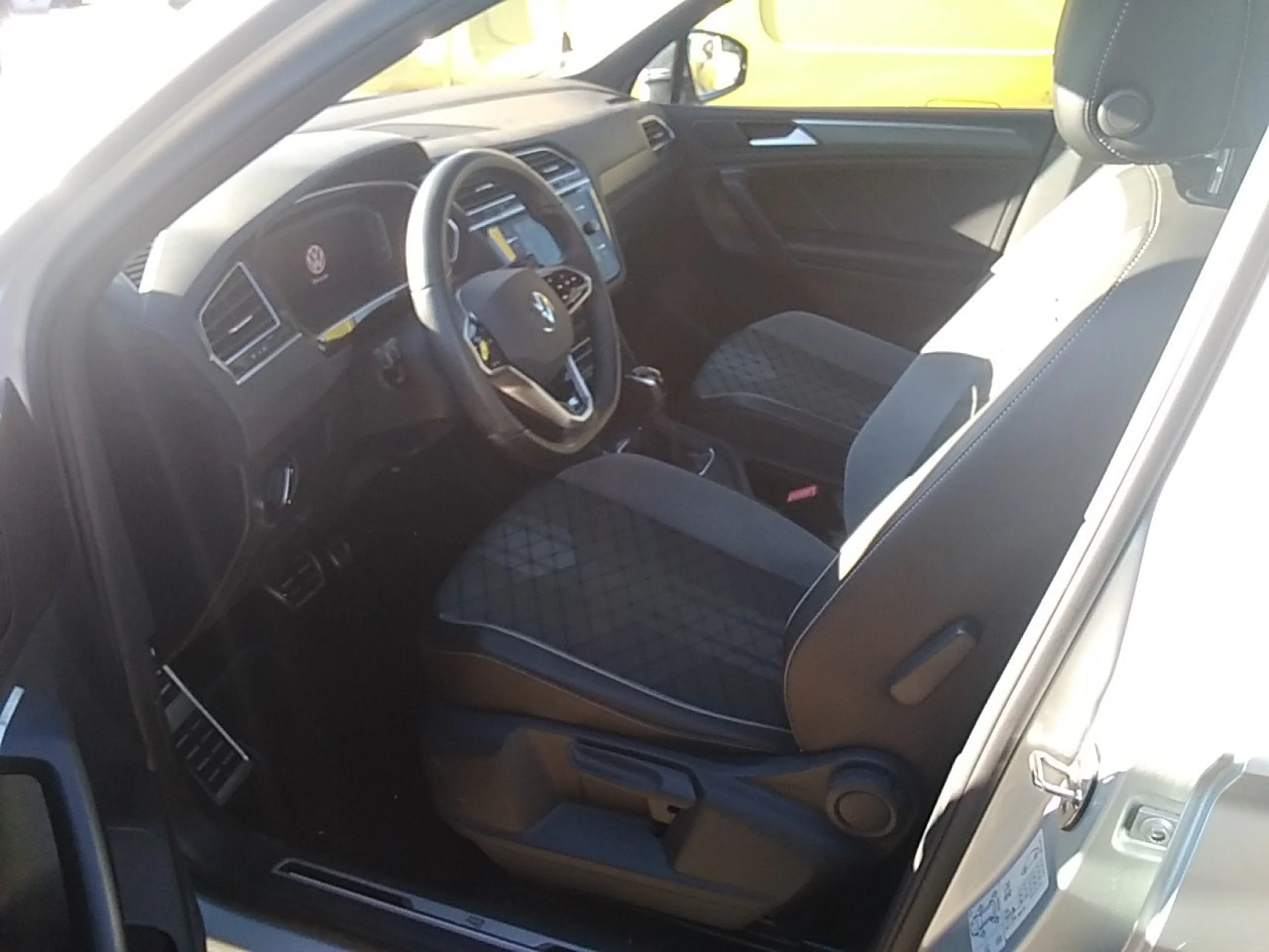 Volkswagen Tiguan R-Line 2.0 TDI 110kW (150CV) DSG - Foto 7