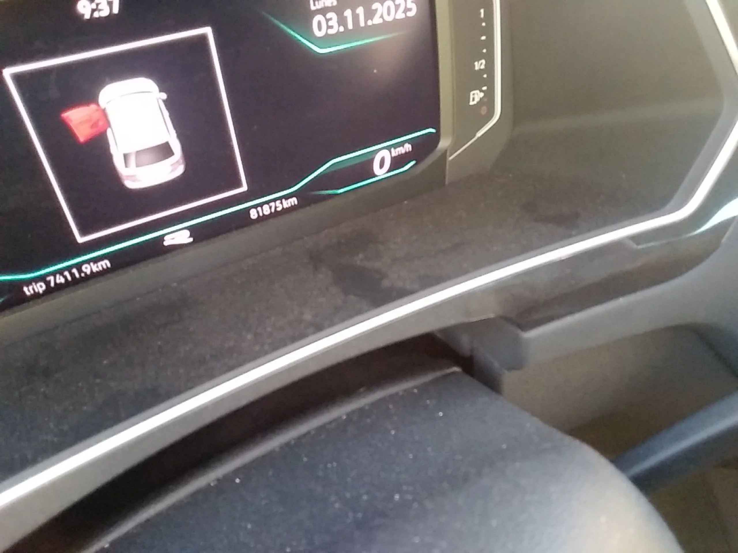 Volkswagen Tiguan R-Line 2.0 TDI 110kW (150CV) DSG - Foto 8