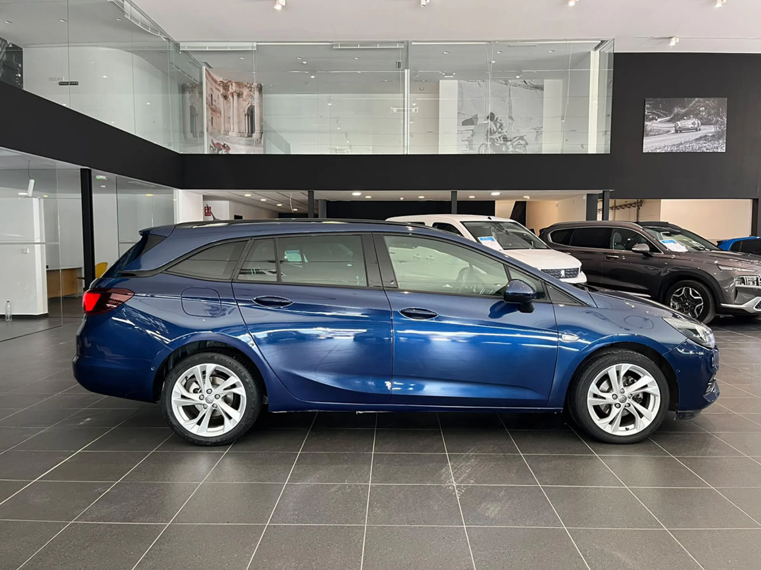 Opel Astra 1.2T SHT 96kW 130CV Business Elegan ST - Foto 16
