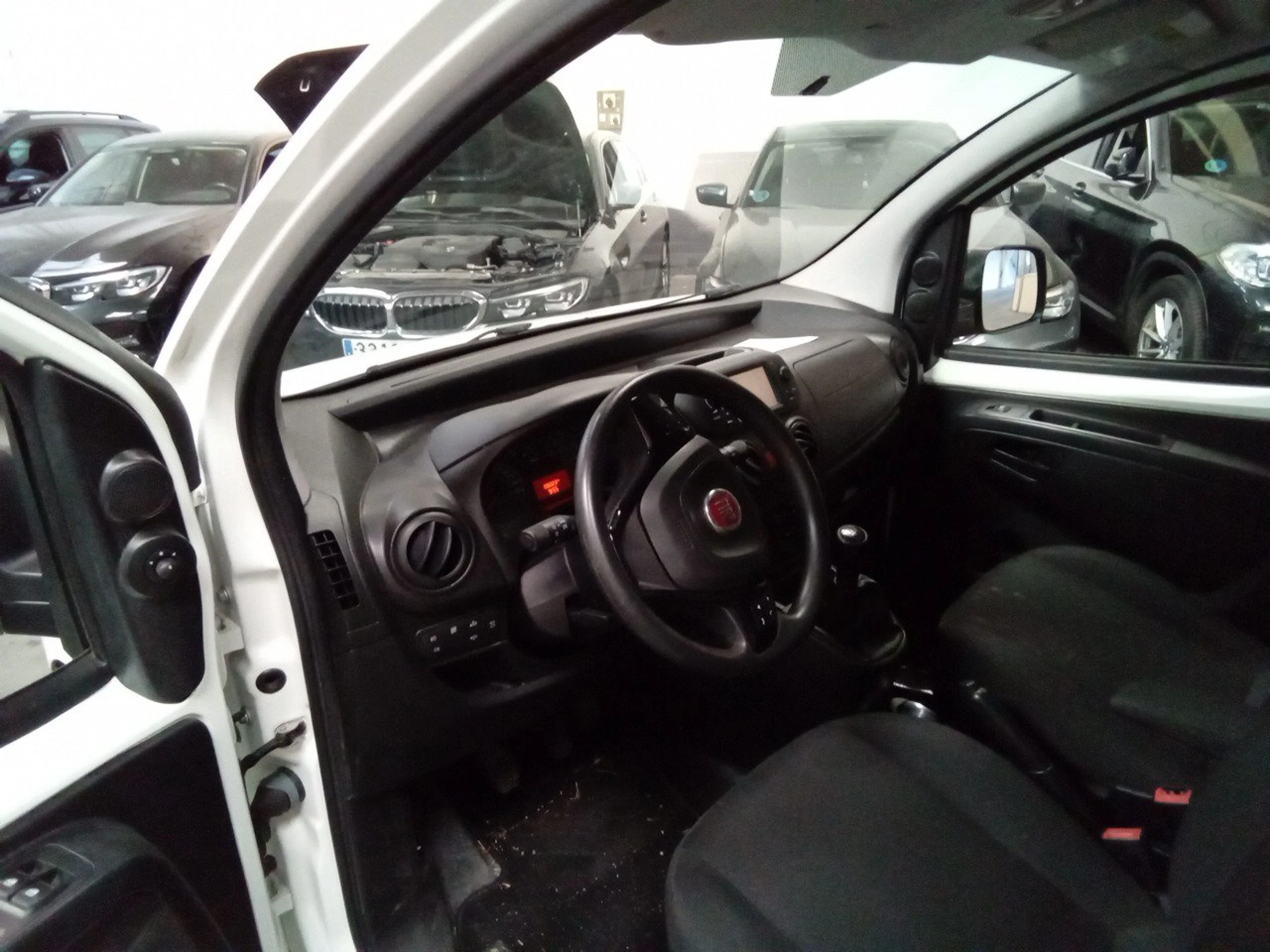 Fiat Fiorino Cargo SX N1 1.3 MJet 59 kW (80 CV) - Foto 7