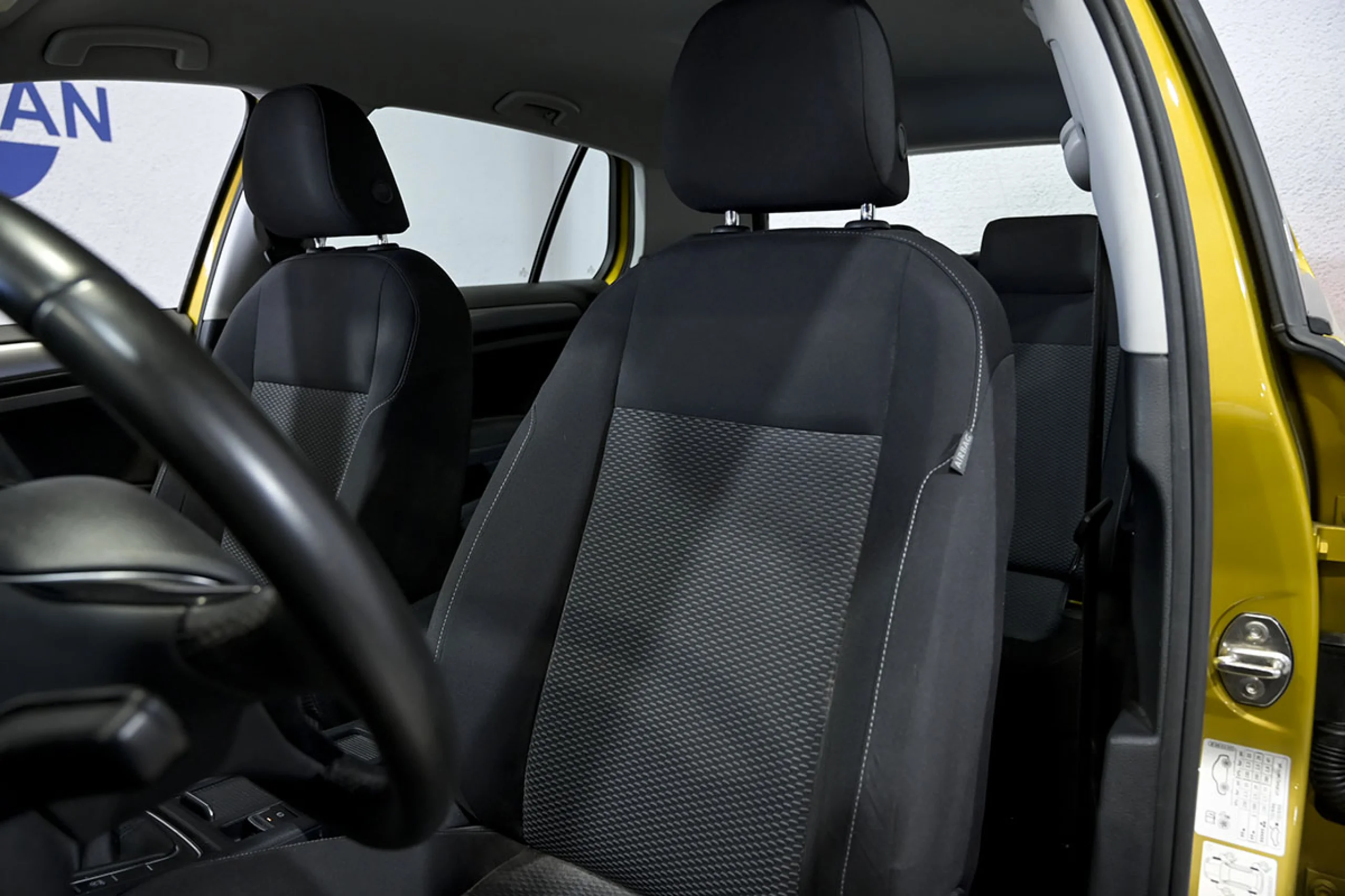 Volkswagen Golf Advance 1.0 TSI 81kW 110CV - Foto 9