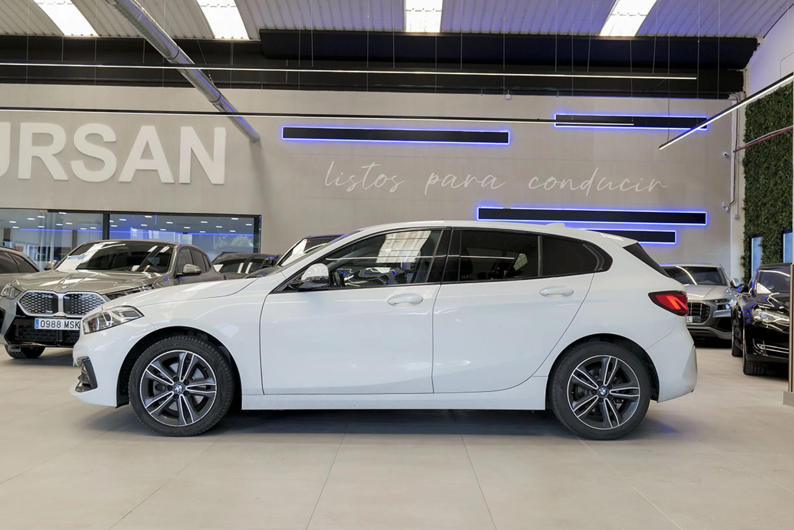 BMW 118 Serie 1 118i Auto. - Foto 16