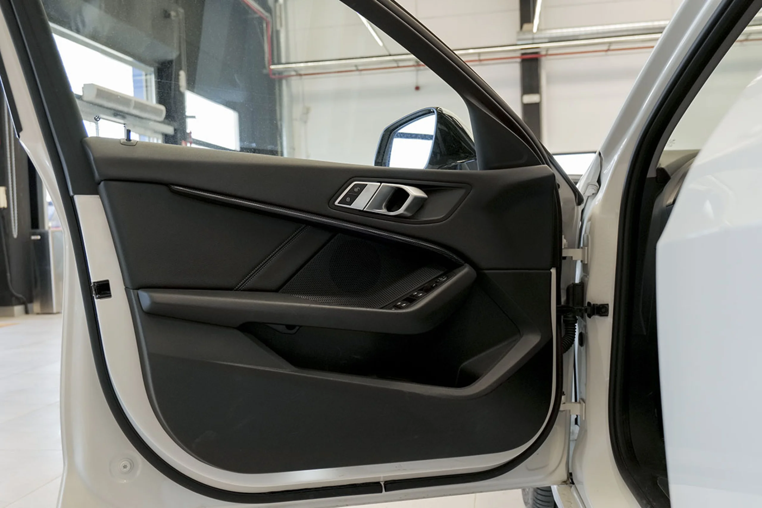 BMW 118 Serie 1 118i Auto. - Foto 18