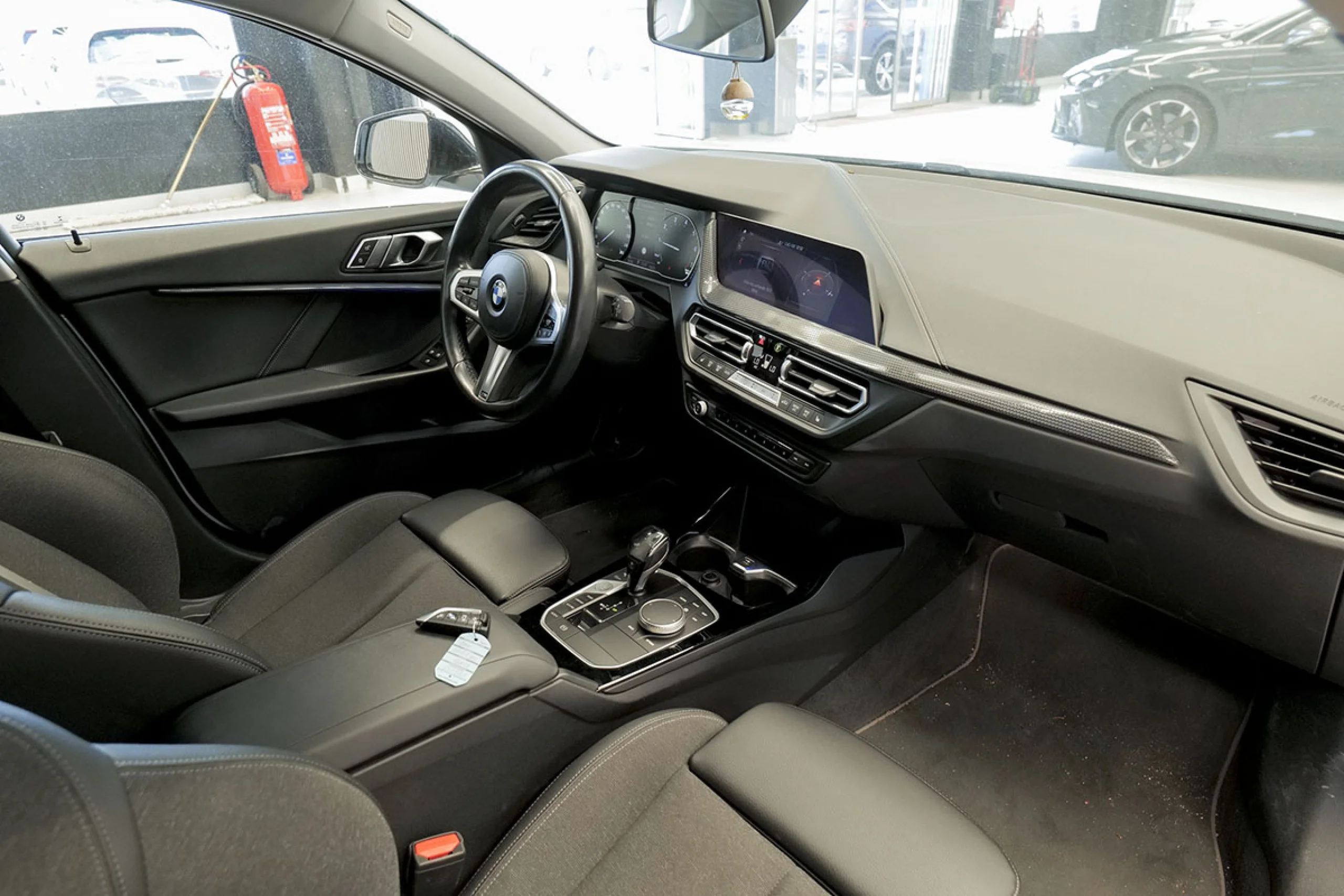 BMW 118 Serie 1 118i Auto. - Foto 30
