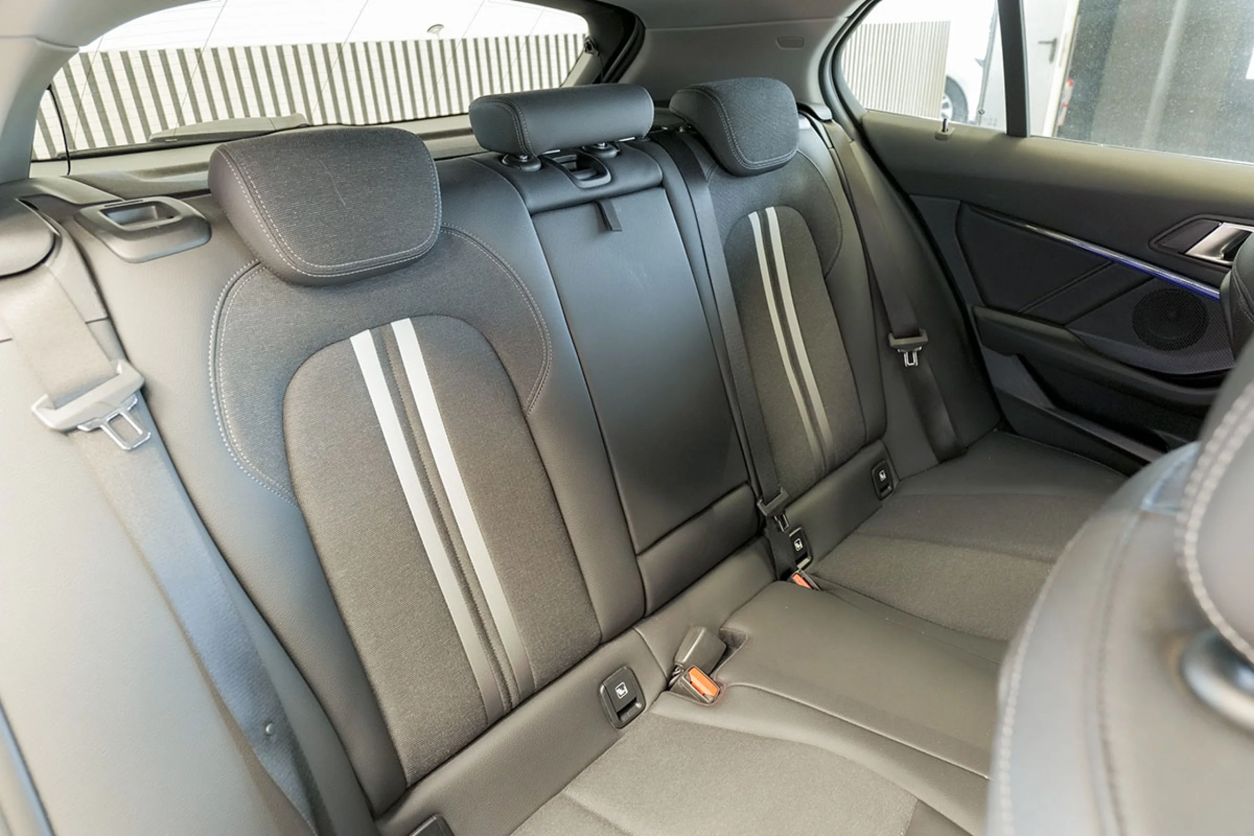 BMW 118 Serie 1 118i Auto. - Foto 33
