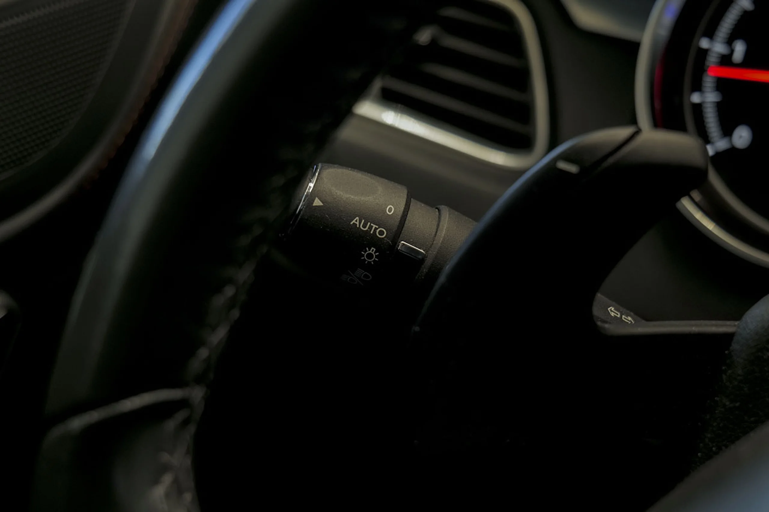 Peugeot 508 RXH 2.0 BlueHDi 133KW 180CV Autom. - Foto 25