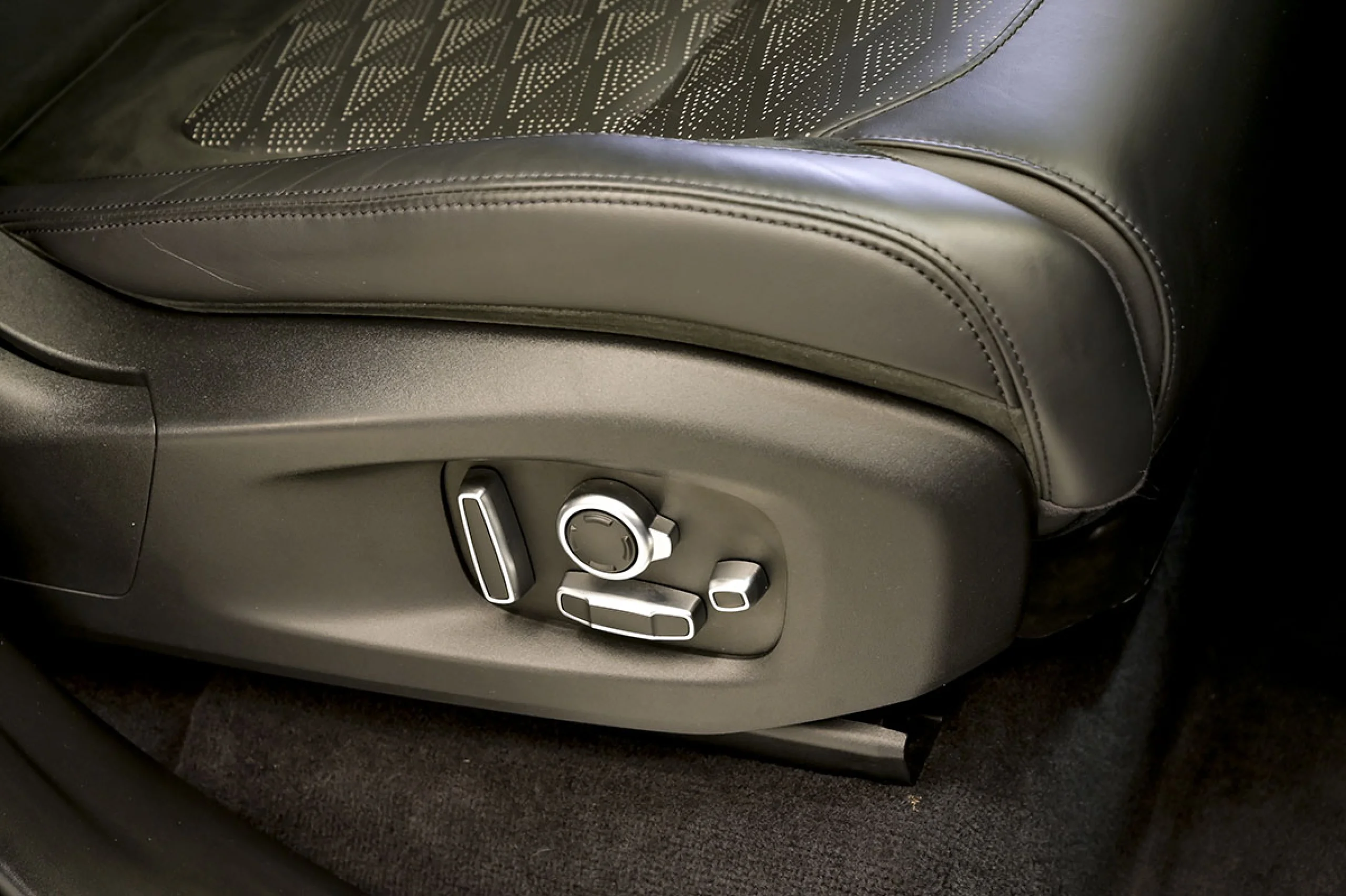 Land Rover Range Rover Sport 5.0 V8 SC 423kW 575CV SVR - Foto 23