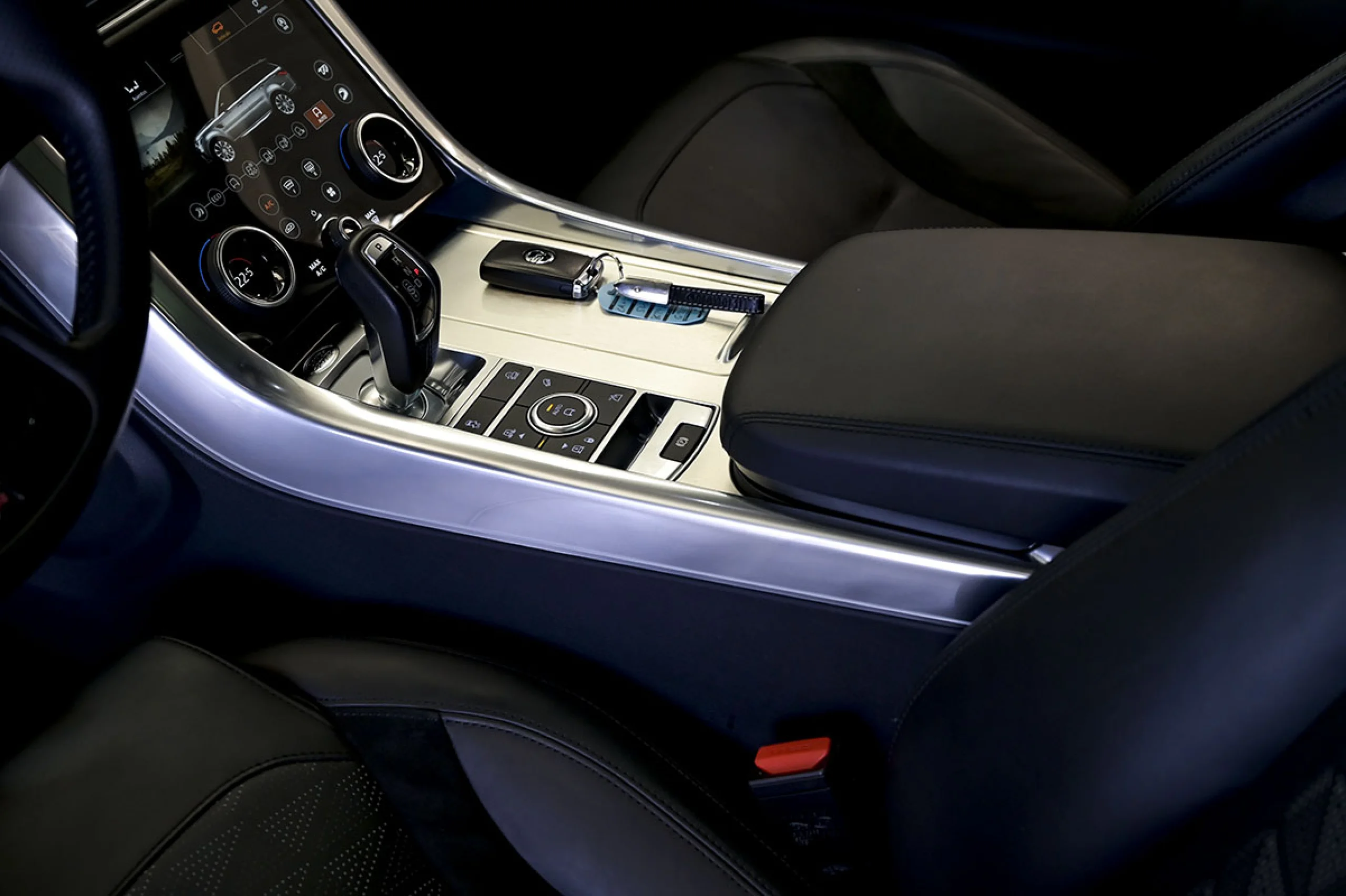 Land Rover Range Rover Sport 5.0 V8 SC 423kW 575CV SVR - Foto 33