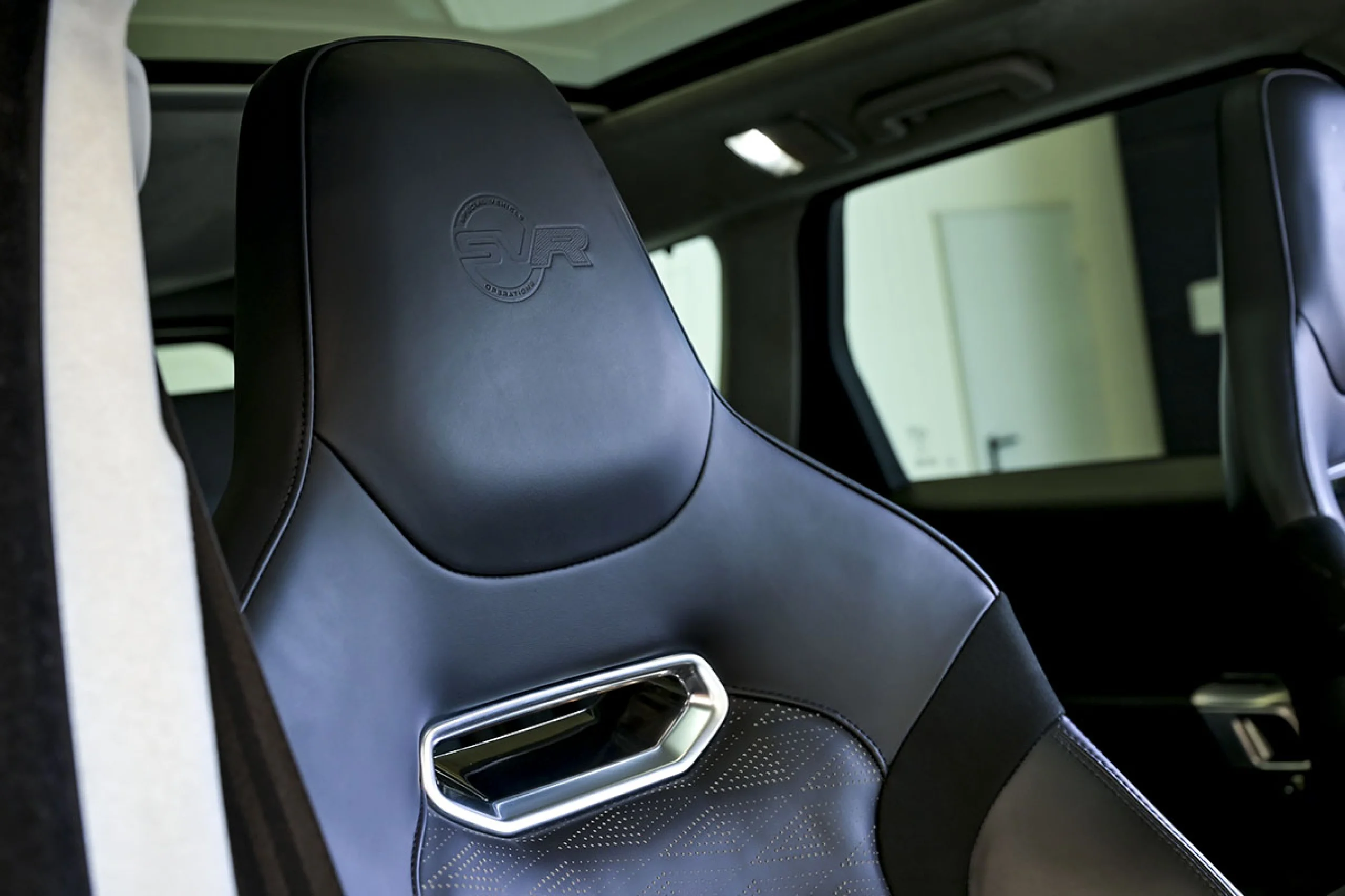 Land Rover Range Rover Sport 5.0 V8 SC 423kW 575CV SVR - Foto 35