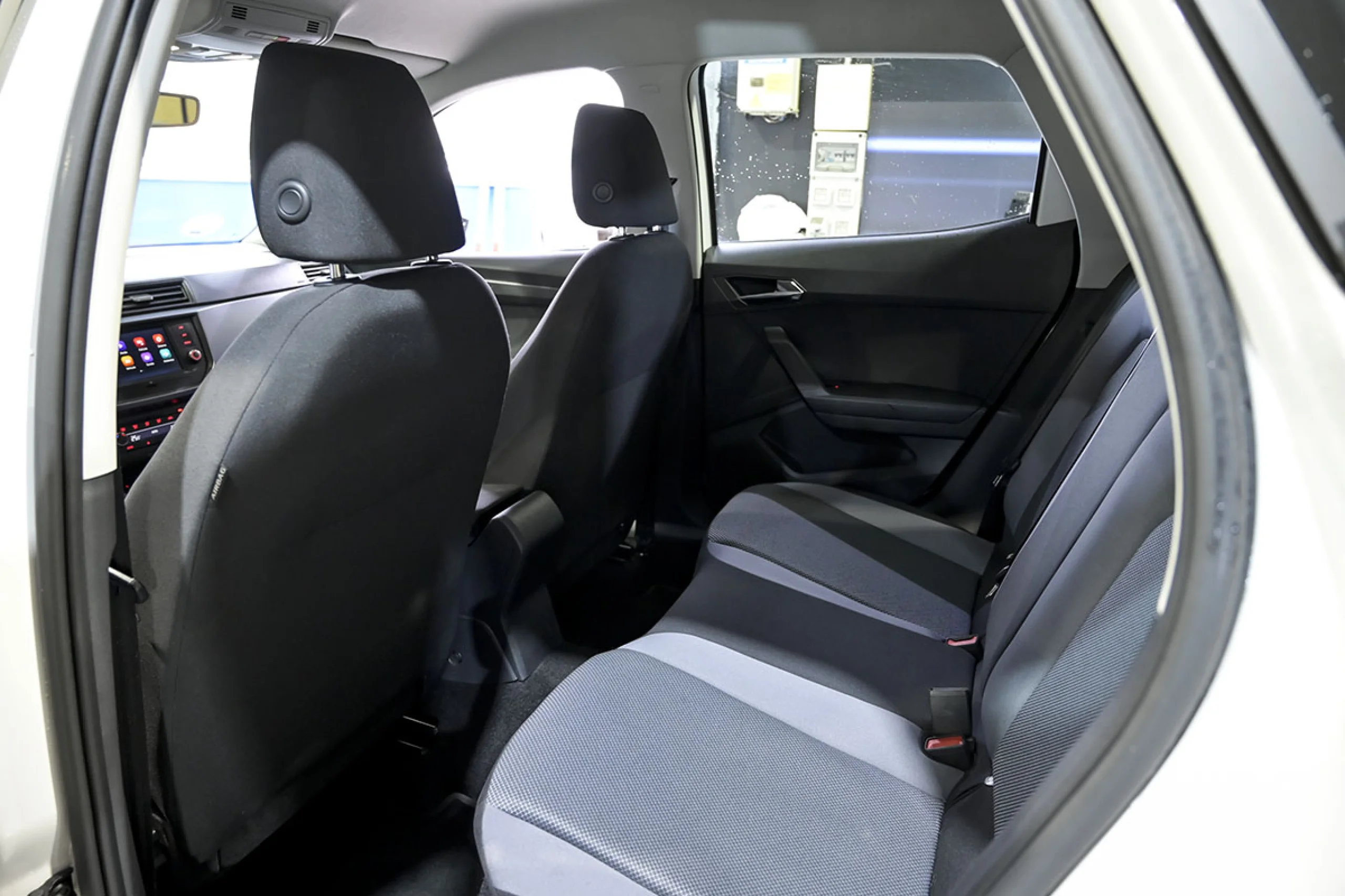 Seat Arona 1.0 TSI 85kW 115CV Style Go Eco - Foto 15