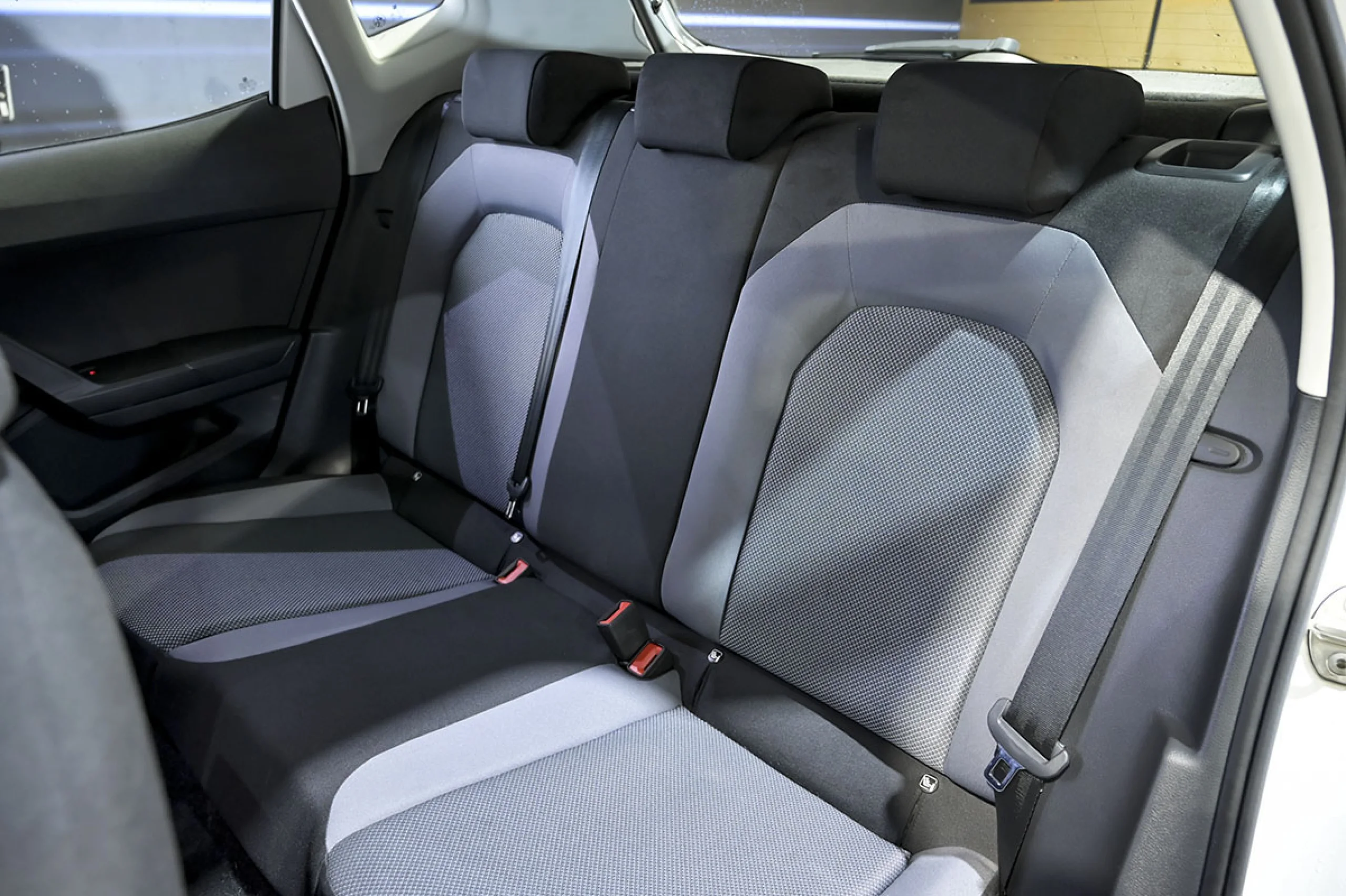 Seat Arona 1.0 TSI 85kW 115CV Style Go Eco - Foto 16