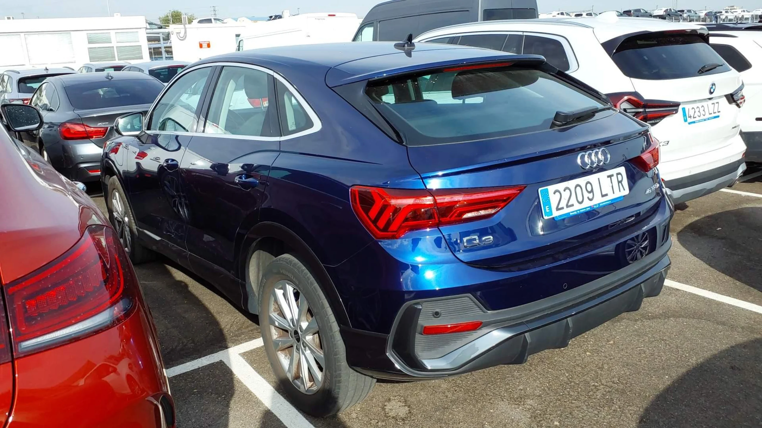 Audi Q3 SPORTBACK 45 TFSI e 180kW S tronic Advanced - Foto 2