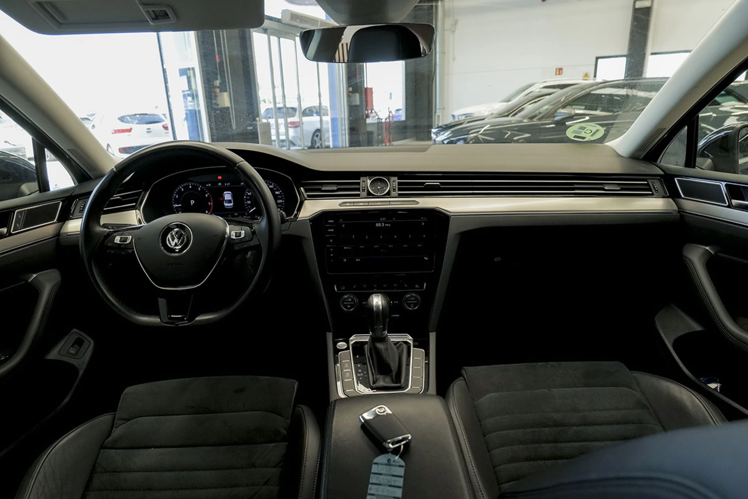 Volkswagen Passat Sport 1.8 TSI 132kW 180CV DSG - Foto 6