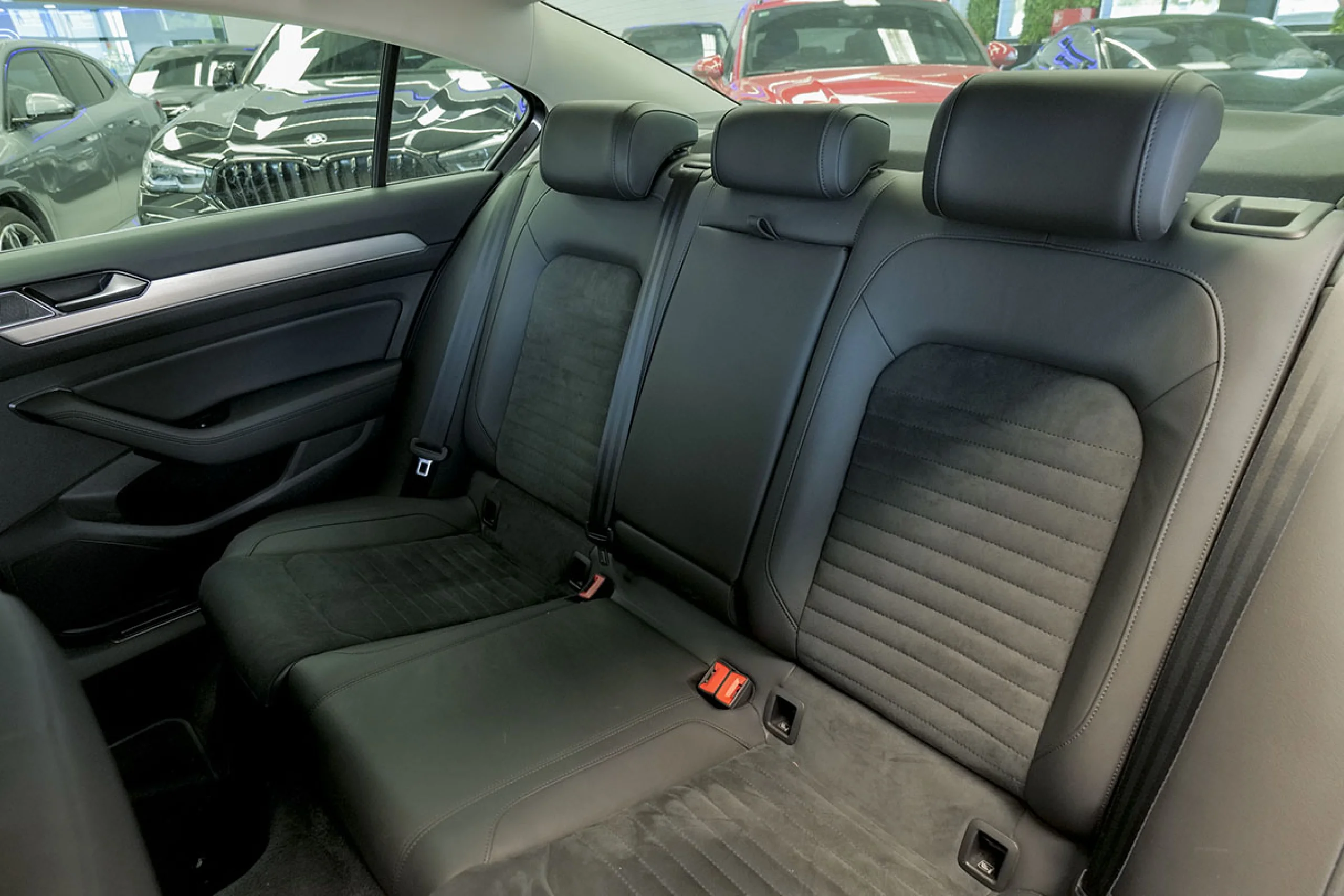 Volkswagen Passat Sport 1.8 TSI 132kW 180CV DSG - Foto 16