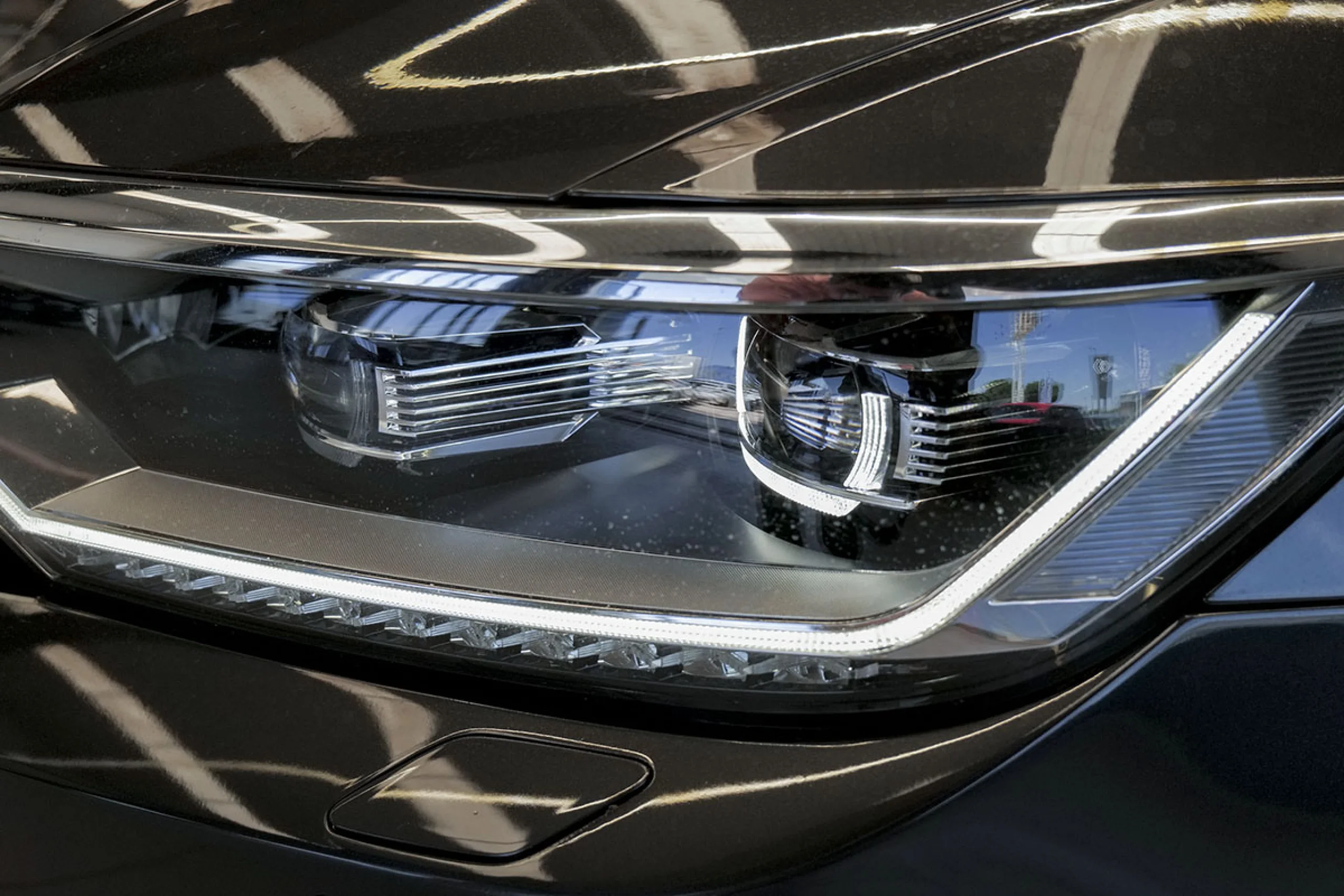 Volkswagen Passat Sport 1.8 TSI 132kW 180CV DSG - Foto 21