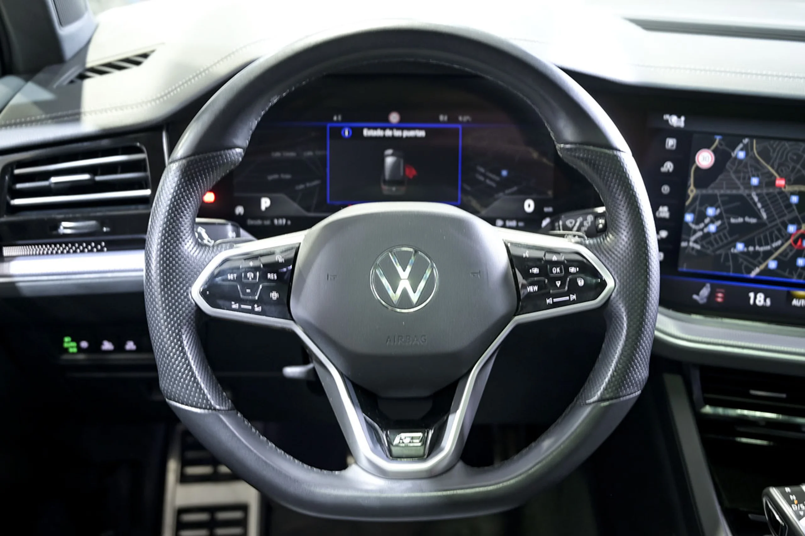 Volkswagen Touareg RLine Indiv Atmos 3.0 V6 TDI 210 Tip 4M - Foto 26