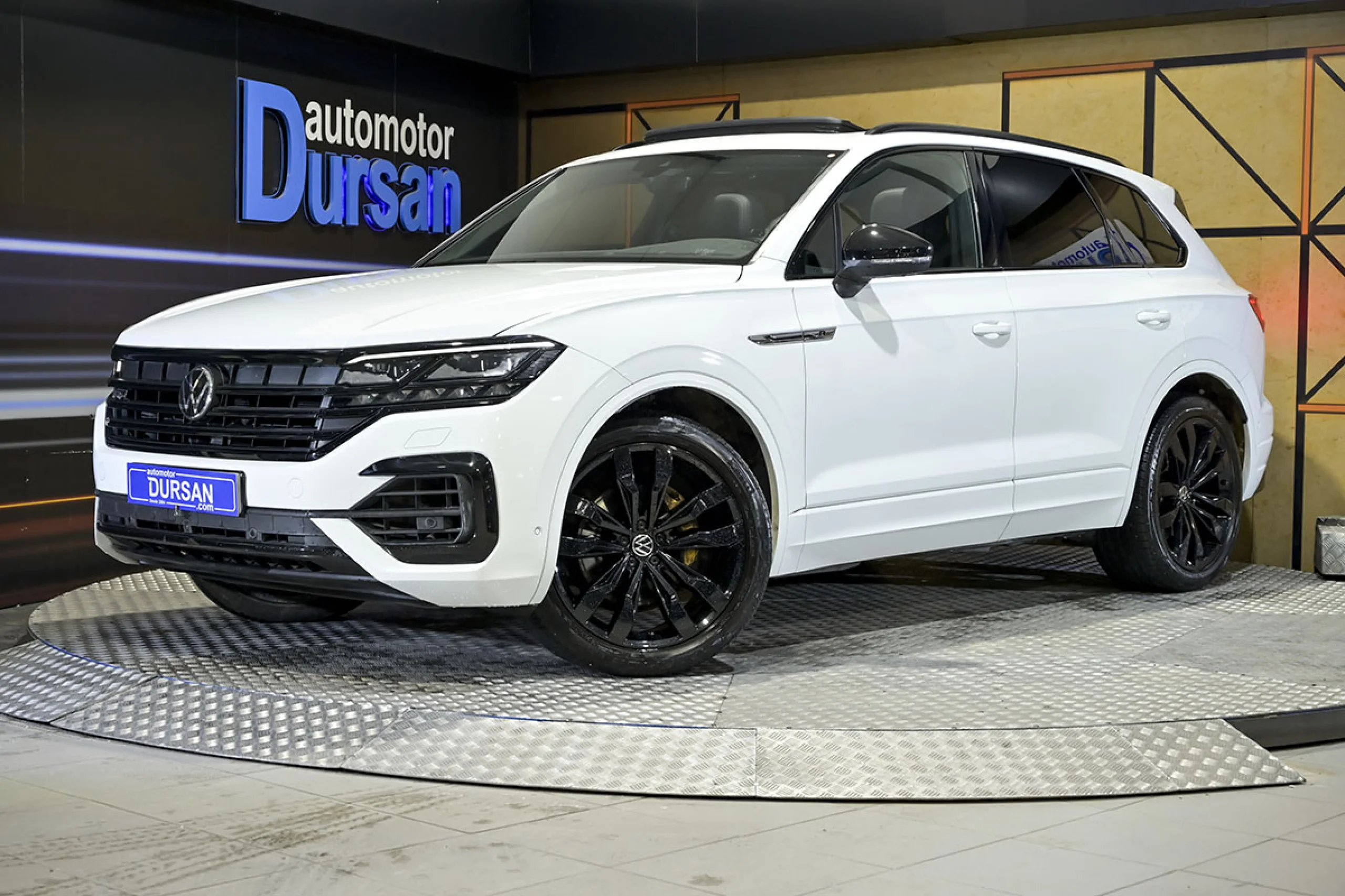 Volkswagen Touareg RLine Indiv Atmos 3.0 V6 TDI 210 Tip 4M - Foto 1