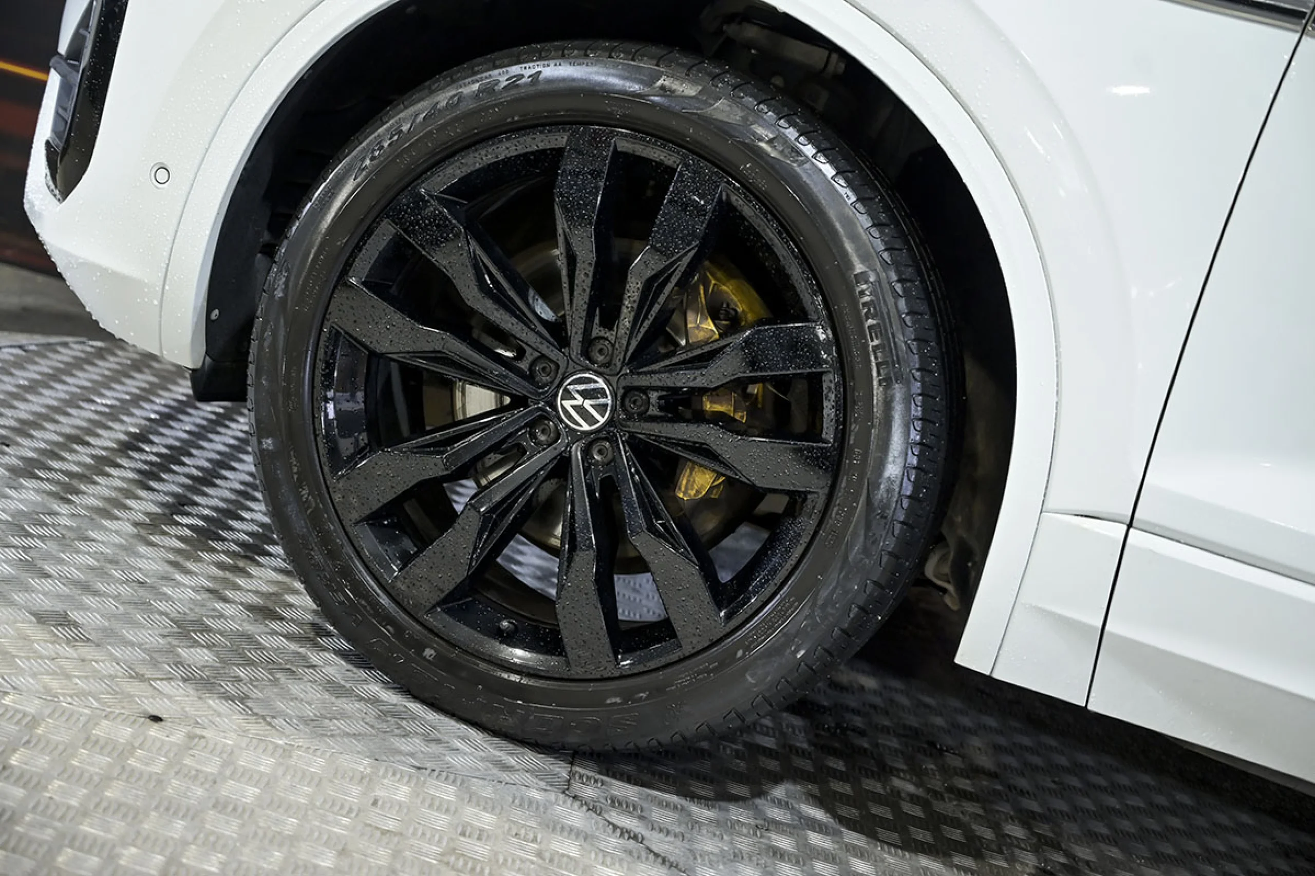 Volkswagen Touareg RLine Indiv Atmos 3.0 V6 TDI 210 Tip 4M - Foto 14