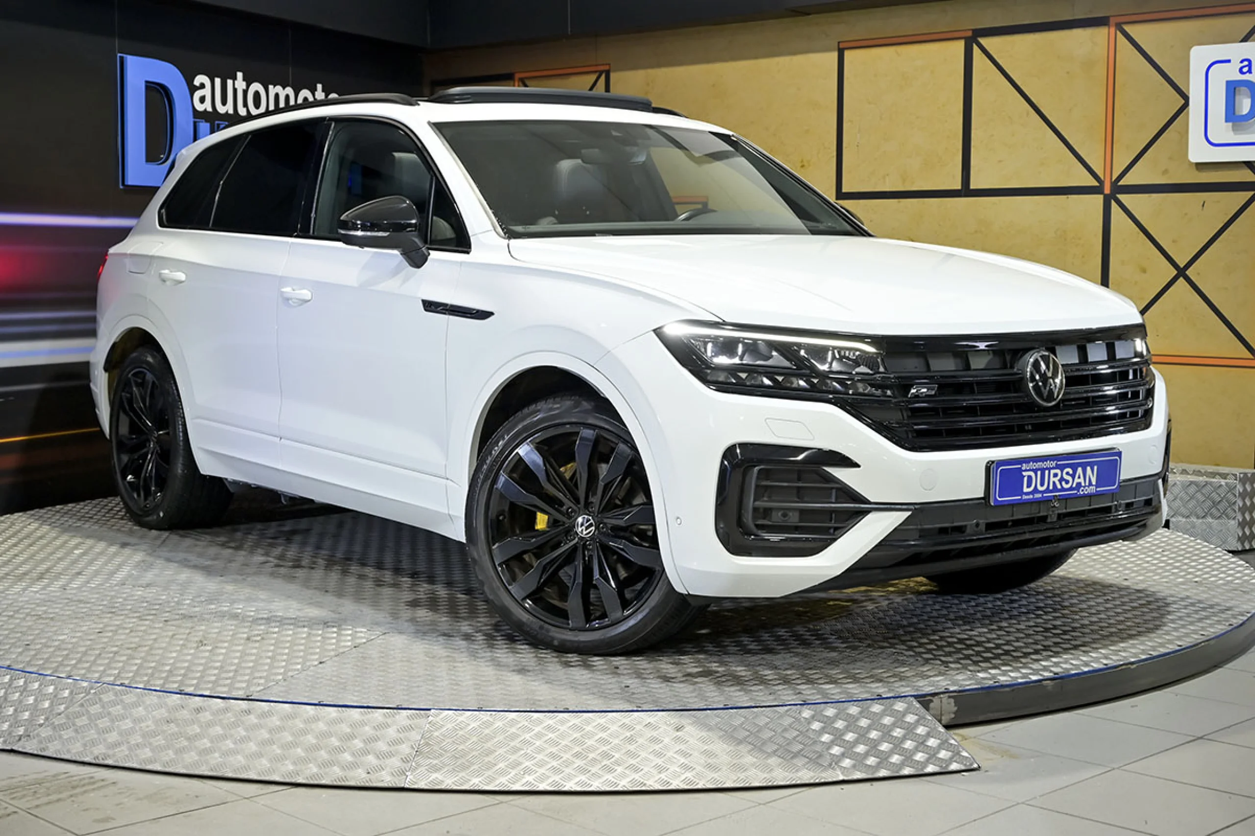 Volkswagen Touareg RLine Indiv Atmos 3.0 V6 TDI 210 Tip 4M - Foto 3