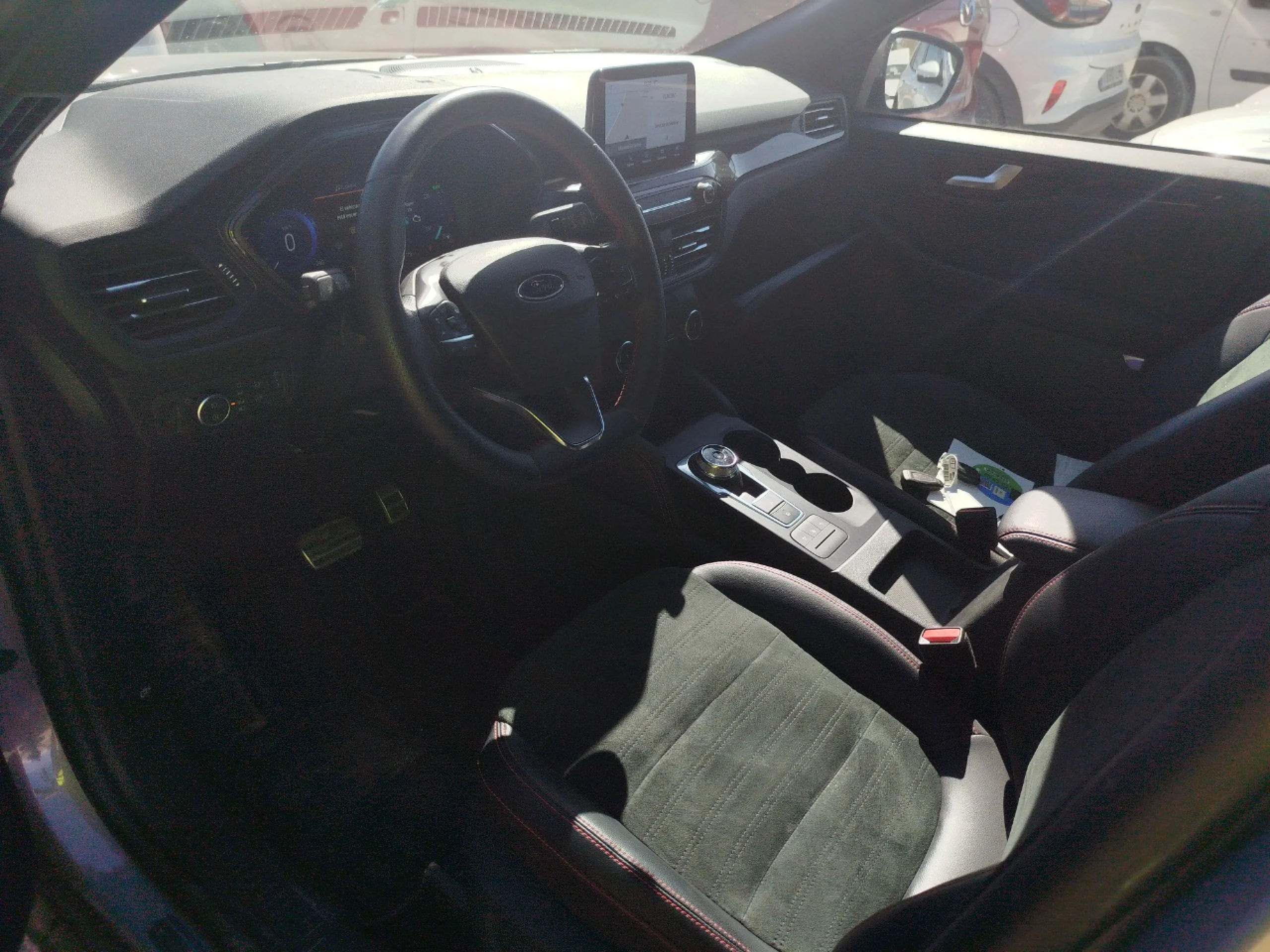 Ford Kuga ST-Line X 2.5 Duratec FHEV Auto - Foto 7