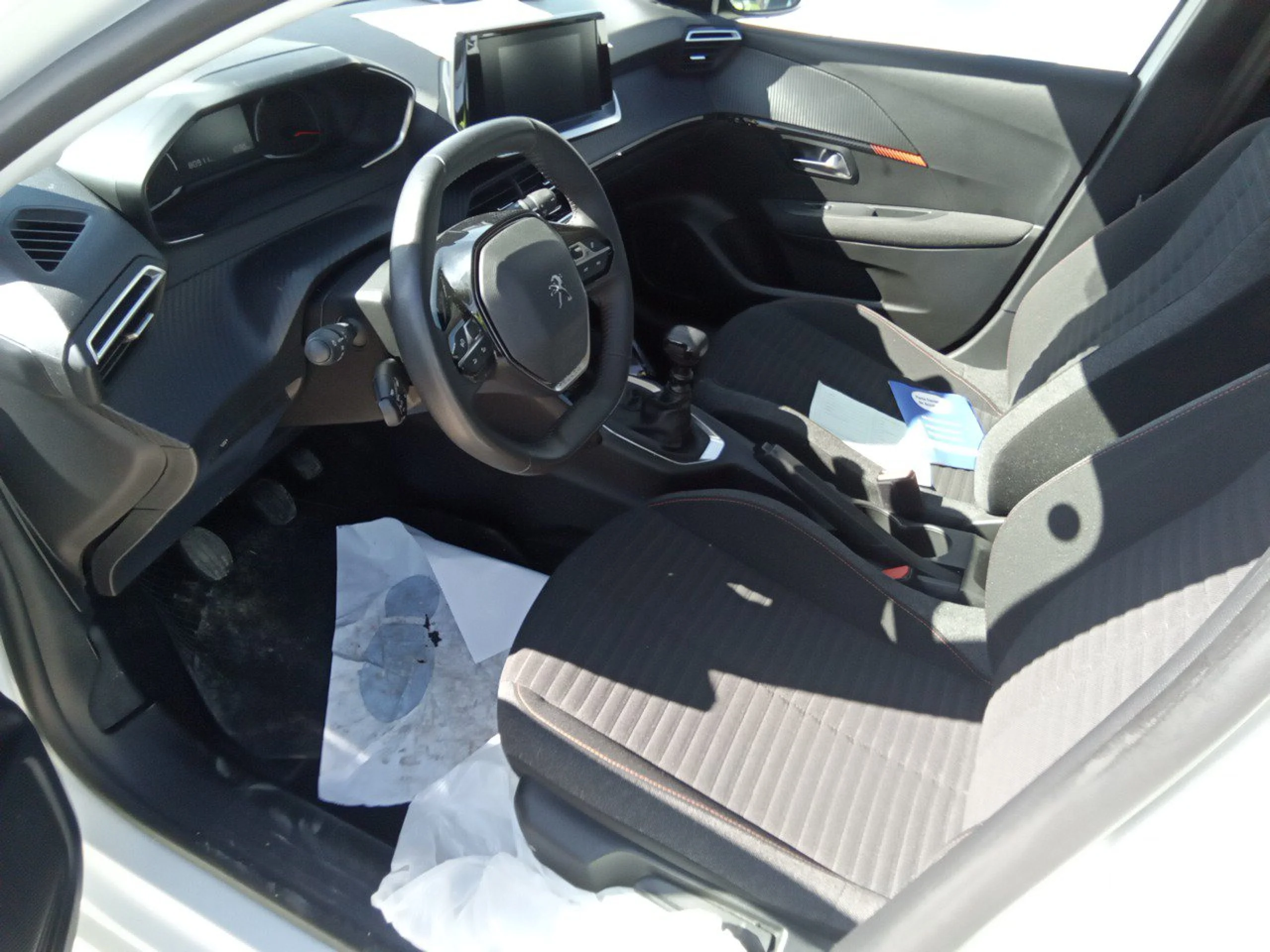 Peugeot 208 BlueHDi 73kW (100CV) Active - Foto 7