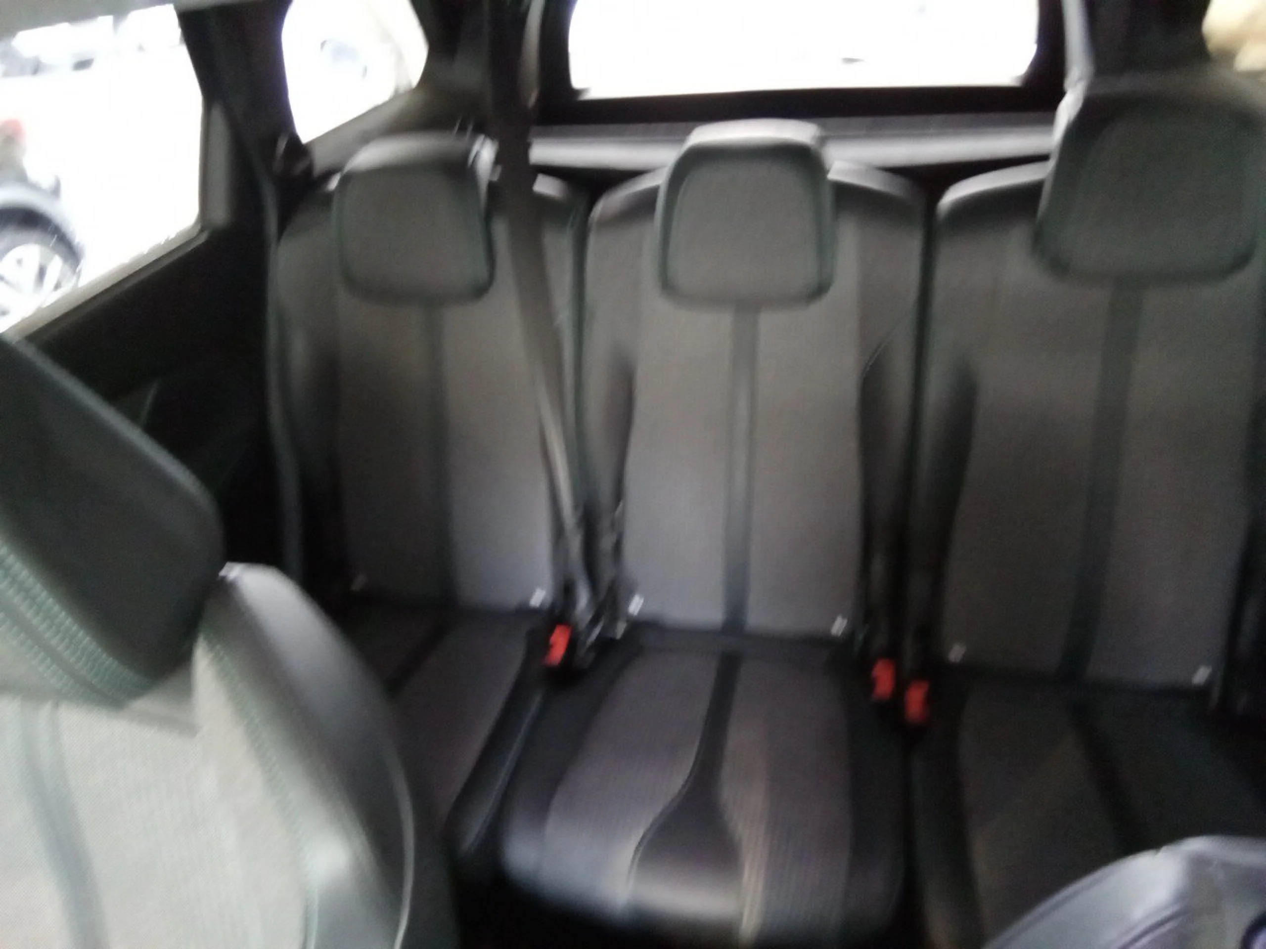 Peugeot 5008 1.5 BlueHDi 96kW S&amp;S Allure Pack EAT8 - Foto 8