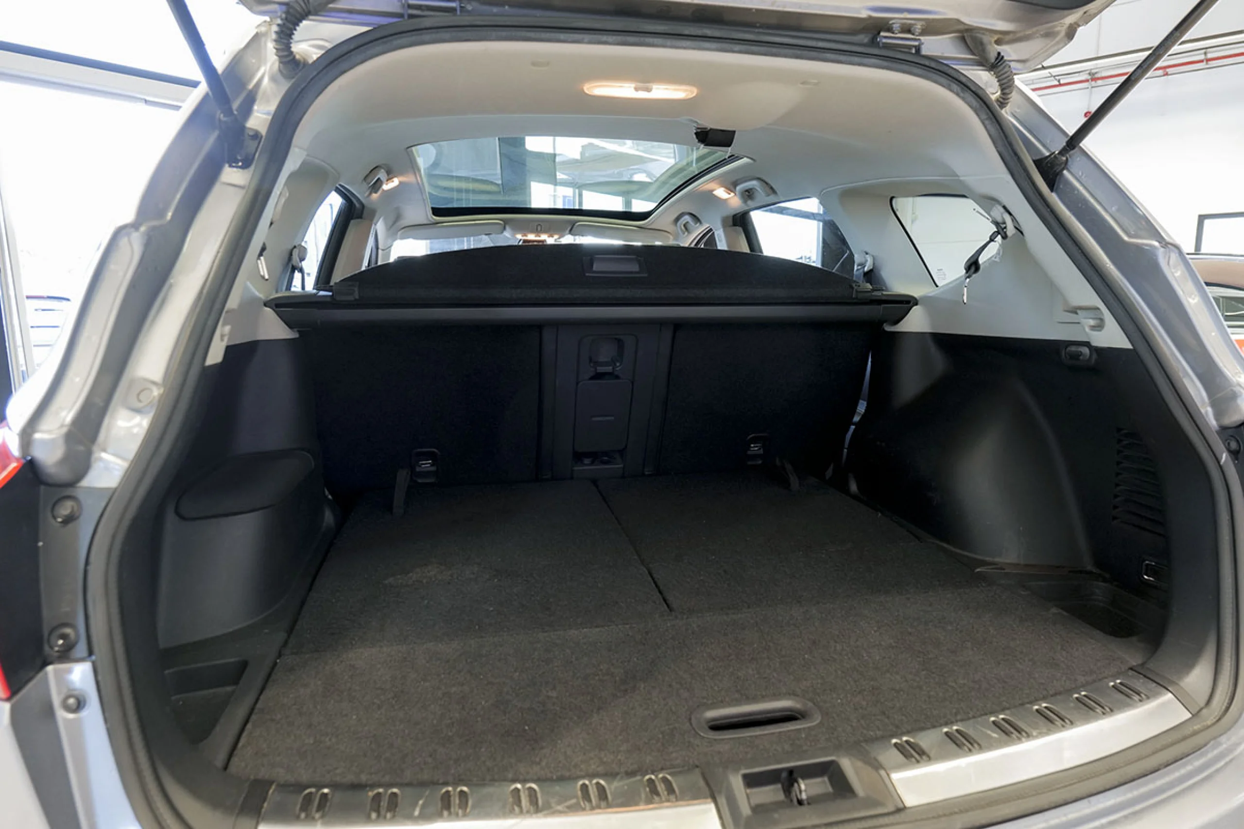 Nissan Qashqai 2 1.6 dCi TEKNA PREMIUM 4x2 18 Piel 360 - Foto 10