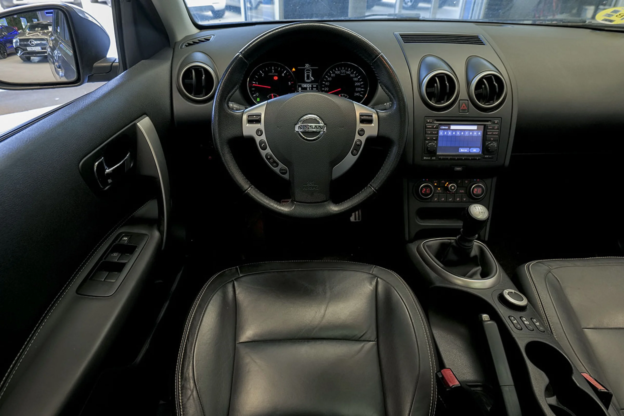 Nissan Qashqai 2 1.6 dCi TEKNA PREMIUM 4x2 18 Piel 360 - Foto 37