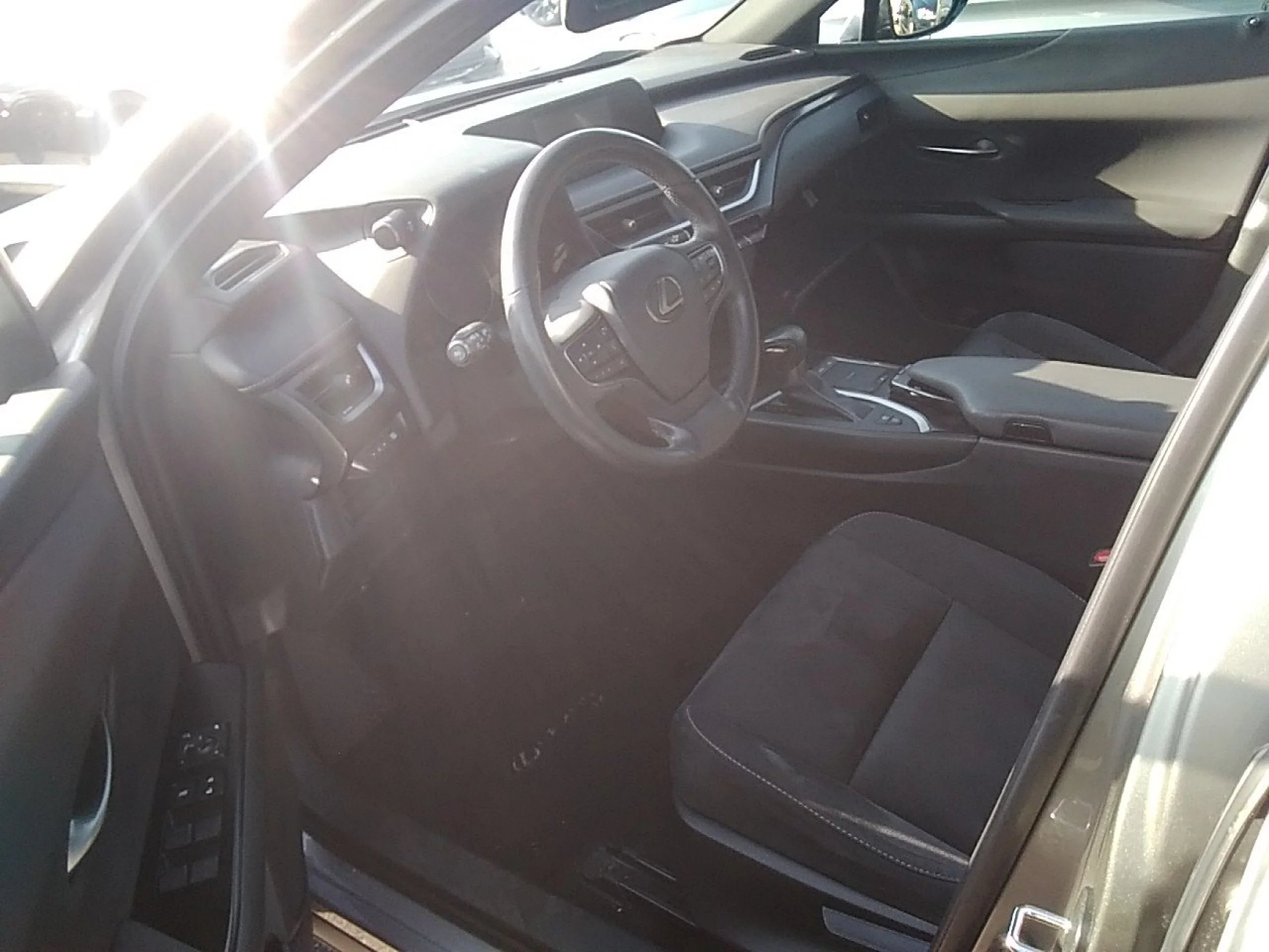 Lexus UX 250h UX 2.0 250h Business - Foto 7