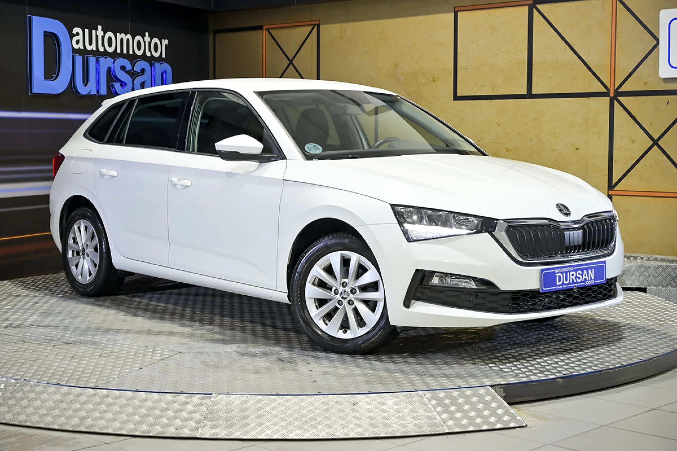 Skoda Scala 1.0 TSI 81KW 110 CV Ambition - Foto 3