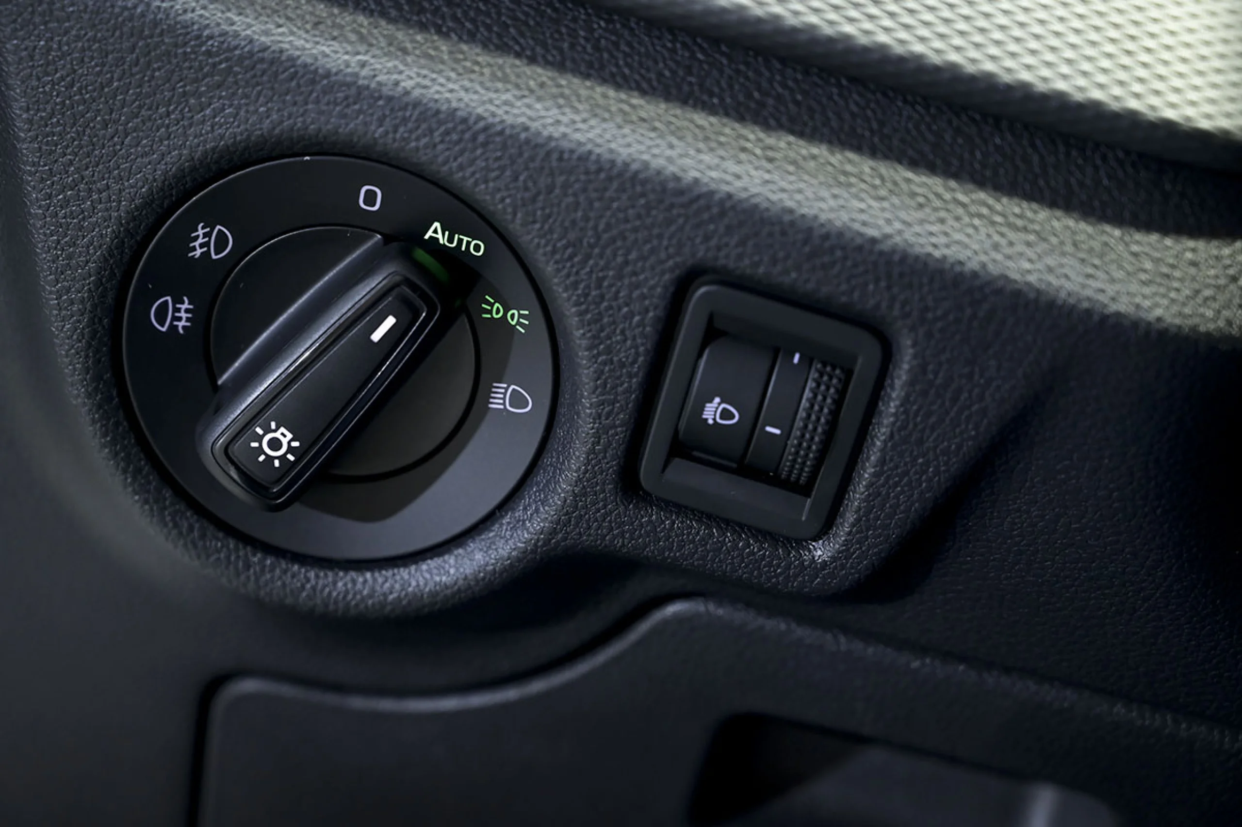 Skoda Scala 1.0 TSI 81KW 110 CV Ambition - Foto 23